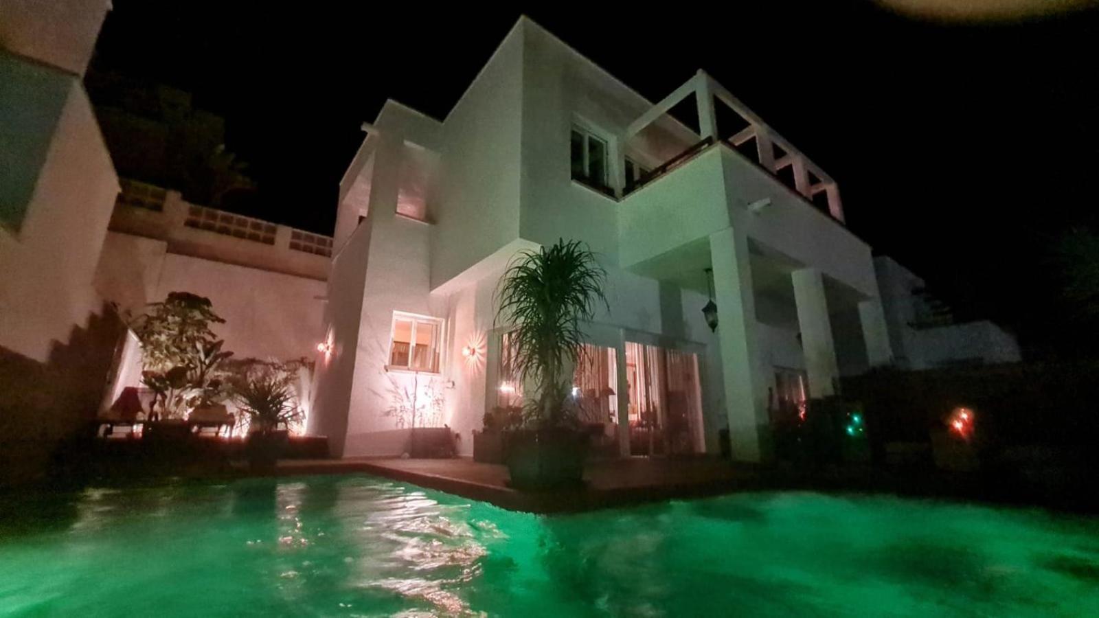 Puertas Villa