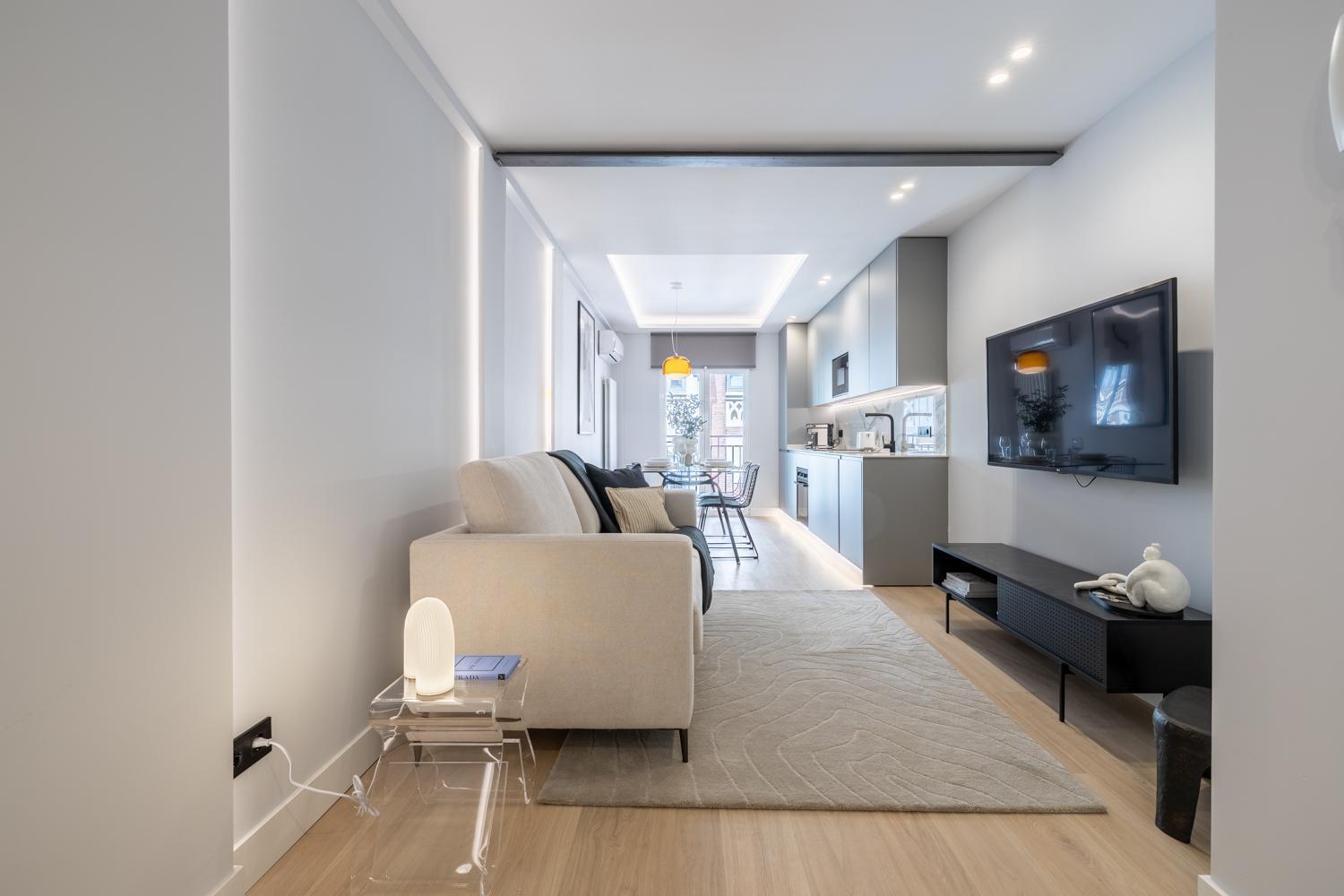Gran Via I Calle De Silva 2br 2bh Apartamento