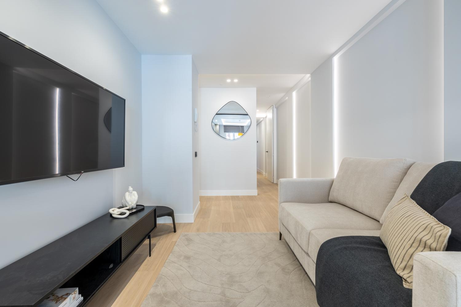 Apartamento Gran Via I Calle De Silva 2br 2bh