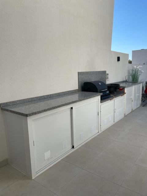 Villa Premium Strandnaera Lo Pagan -byggd 2020