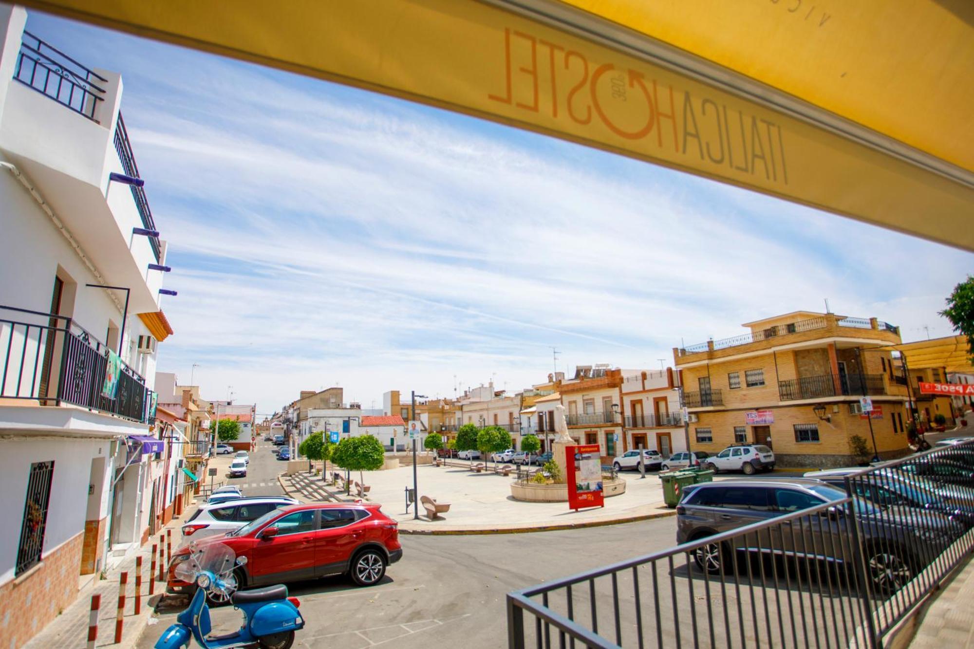 Italica Hostal