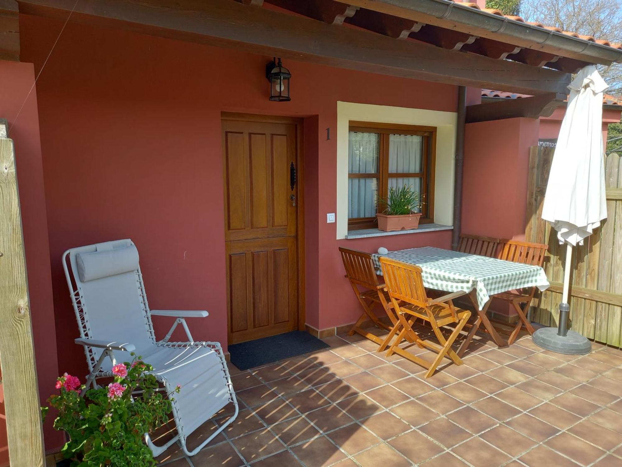 Rurales Llagumelon Apartment