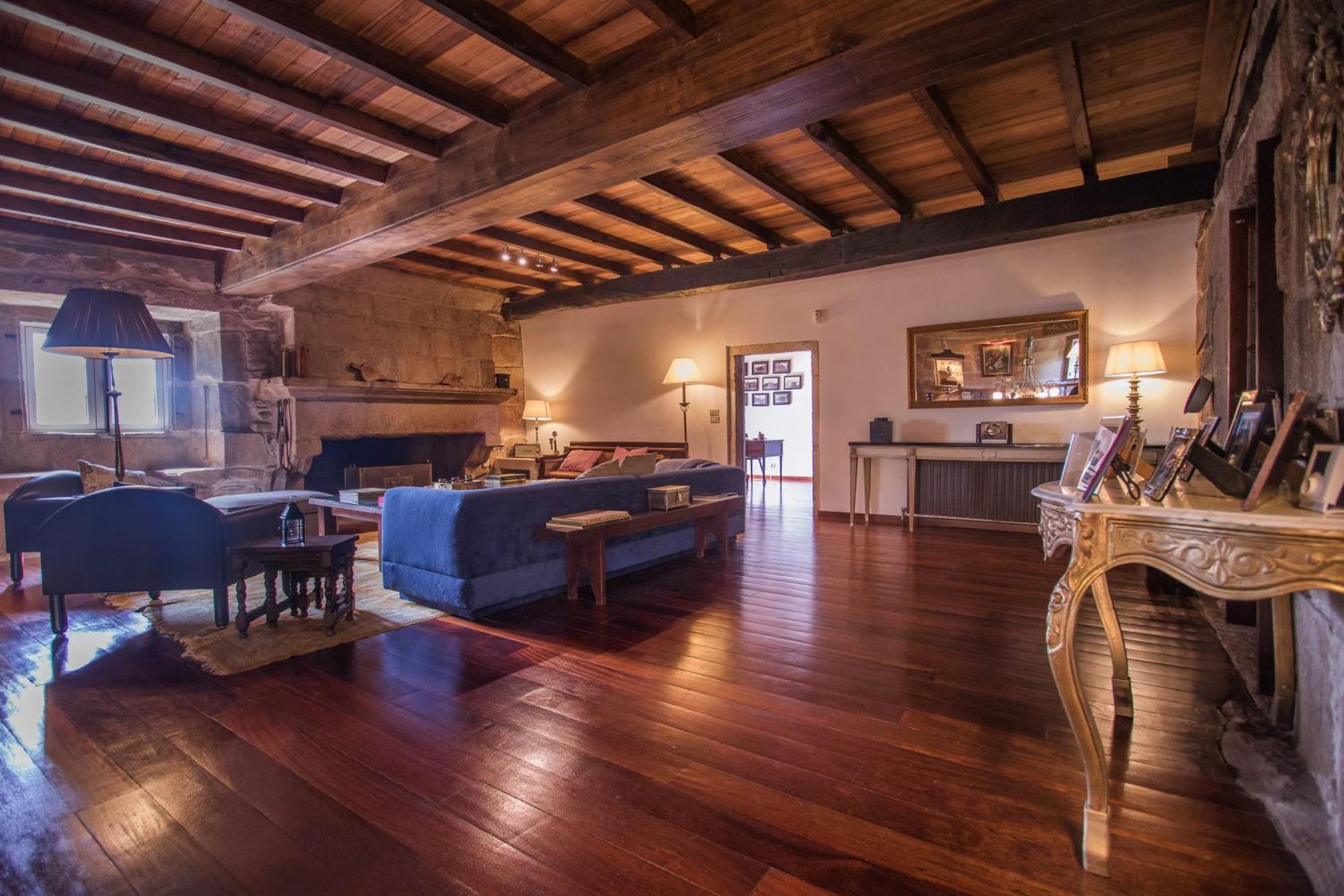 Pazo Del Siglo Xvii En El Corazon De Galicia Lalin