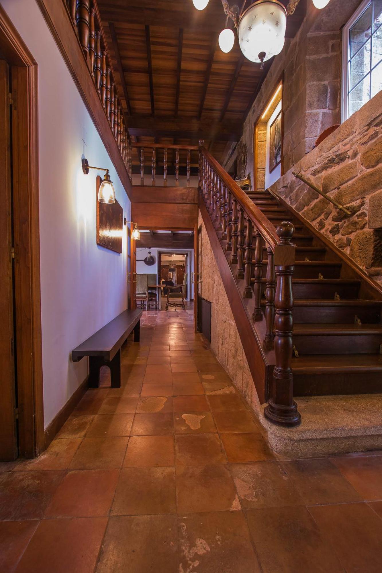 Villa Pazo Del Siglo Xvii En El Corazon De Galicia Lalin