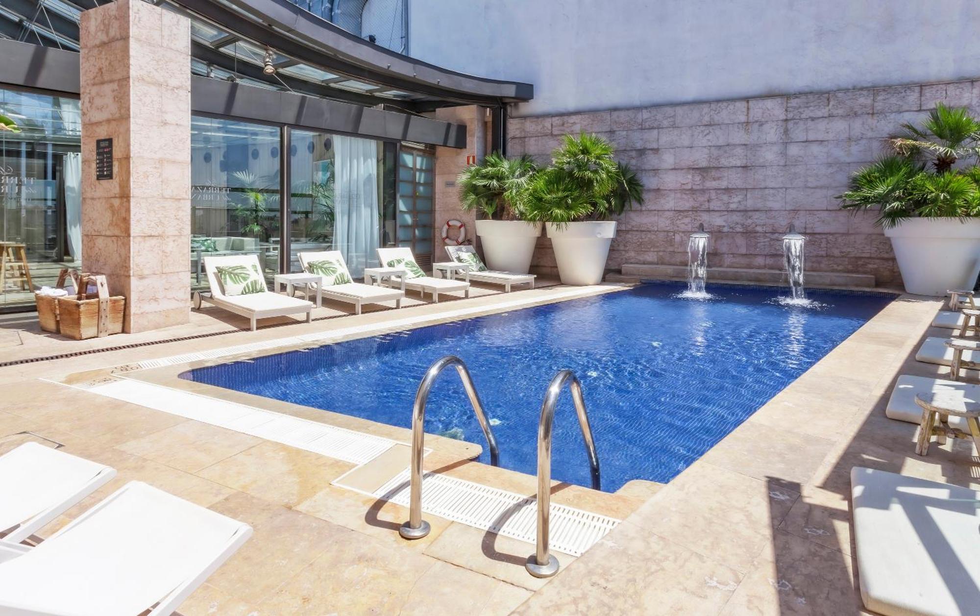 Hotel Urban, A Small Luxury Of The World 5*