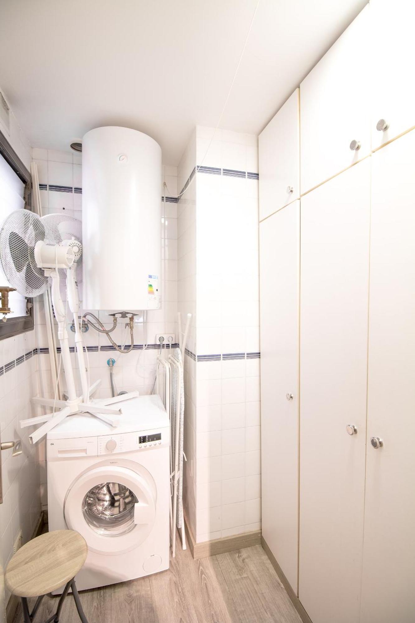 For 6 People, Equipped And Confortable L'Hospitalet de Llobregat