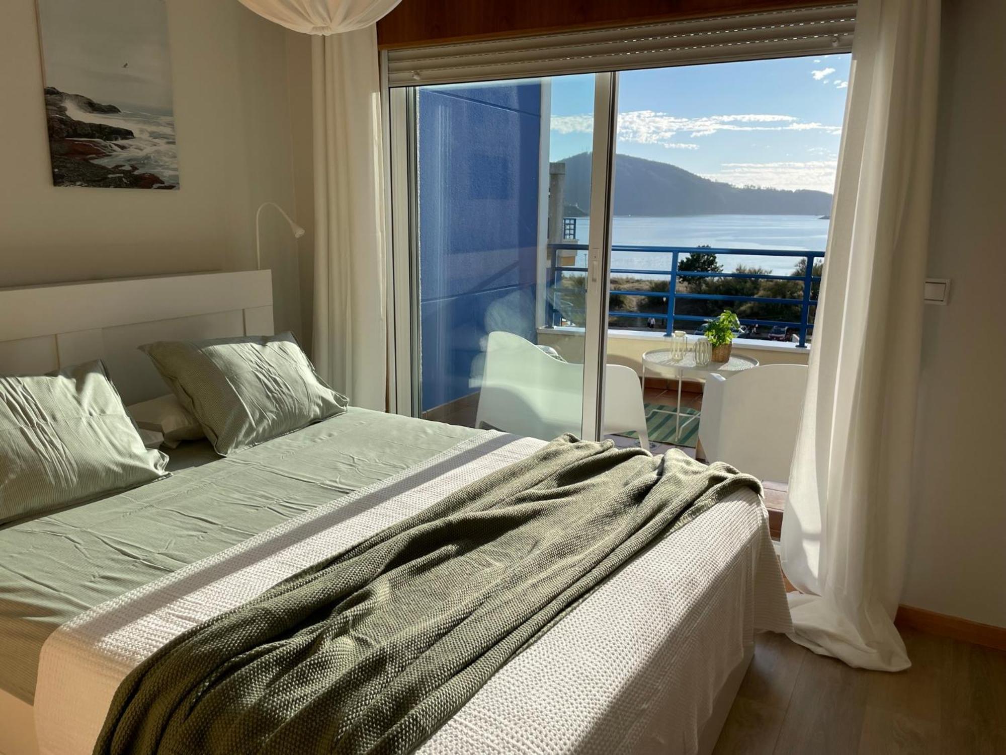 Apartamento Con Vistas Al Mar B3 Urb Puerto Azul Cedeira