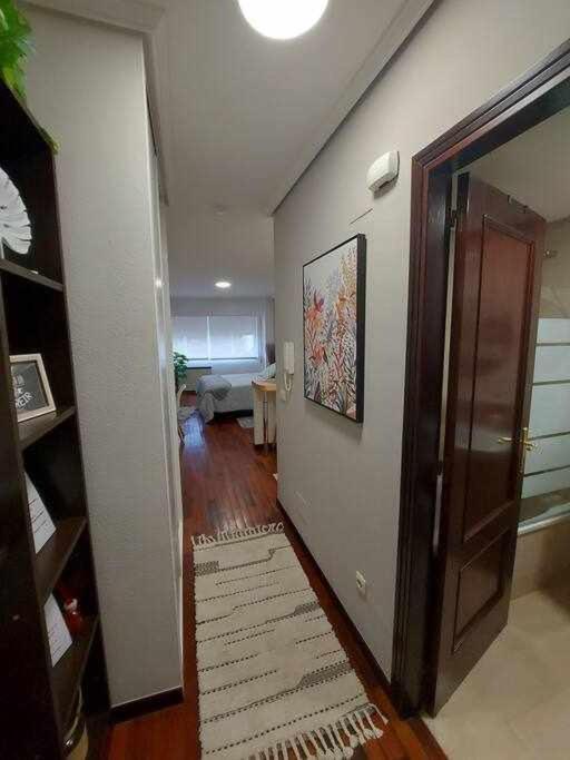 Apartment La *