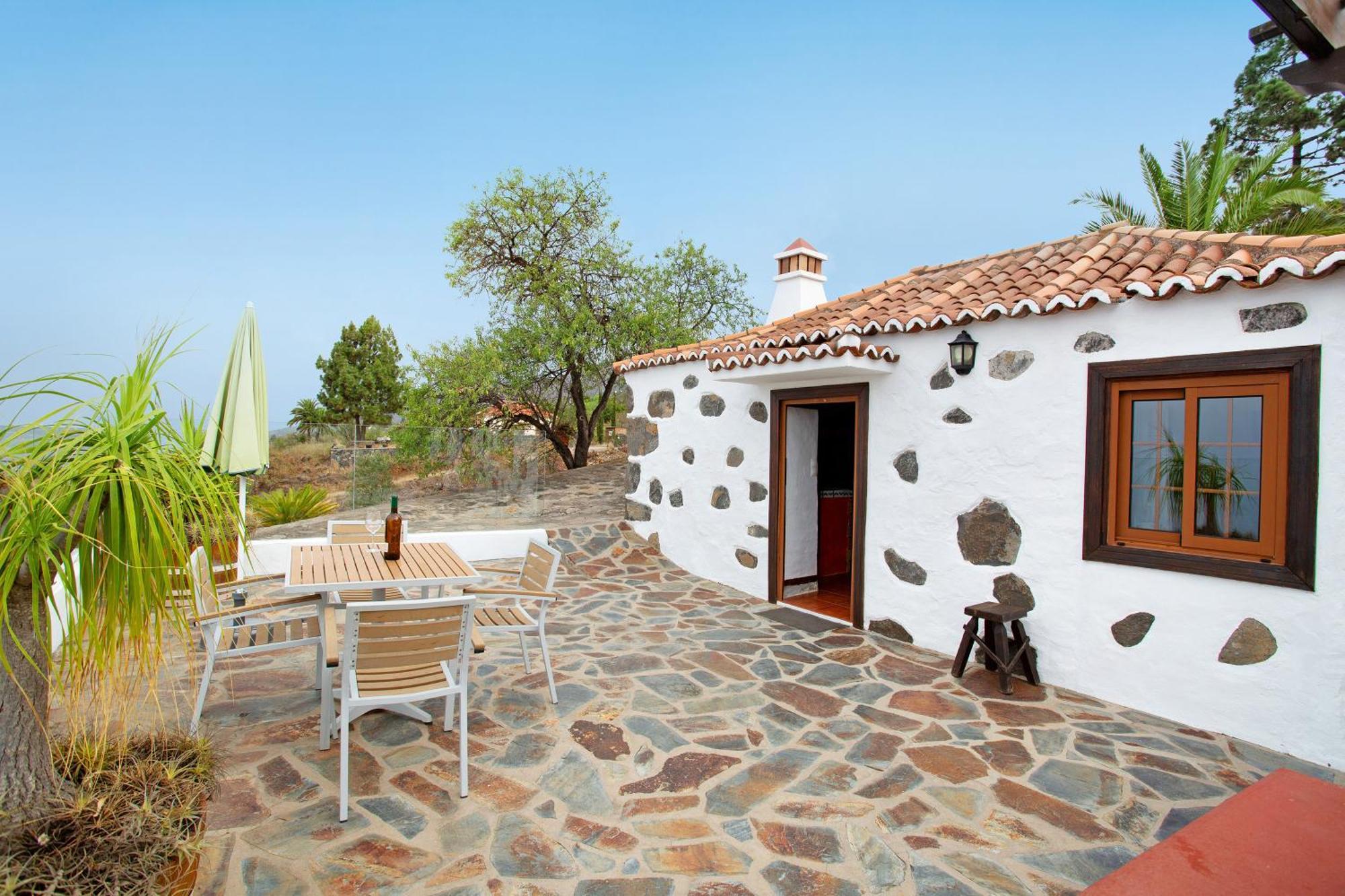 La Chirlaca Holiday home