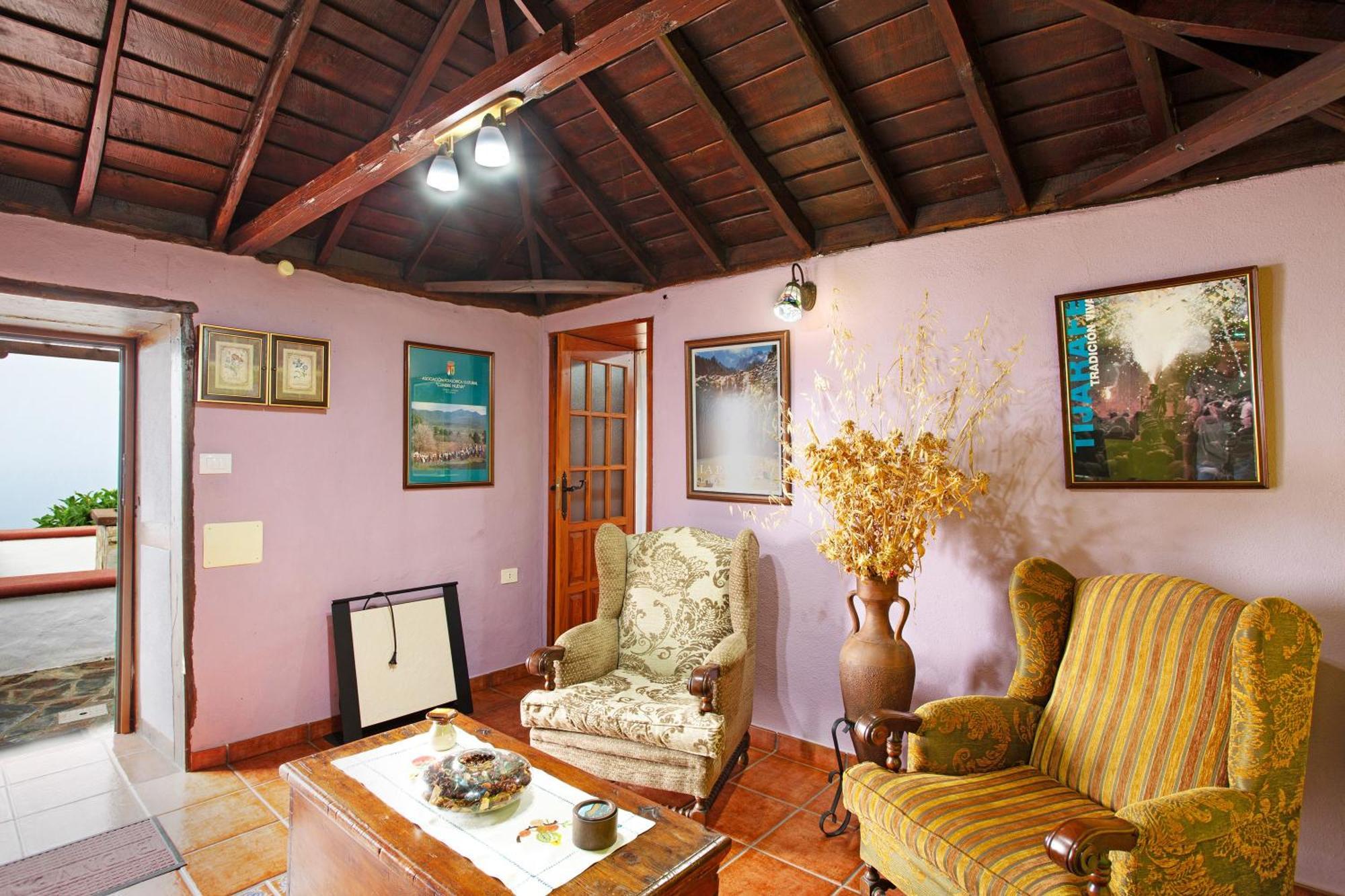 La Chirlaca Holiday home *