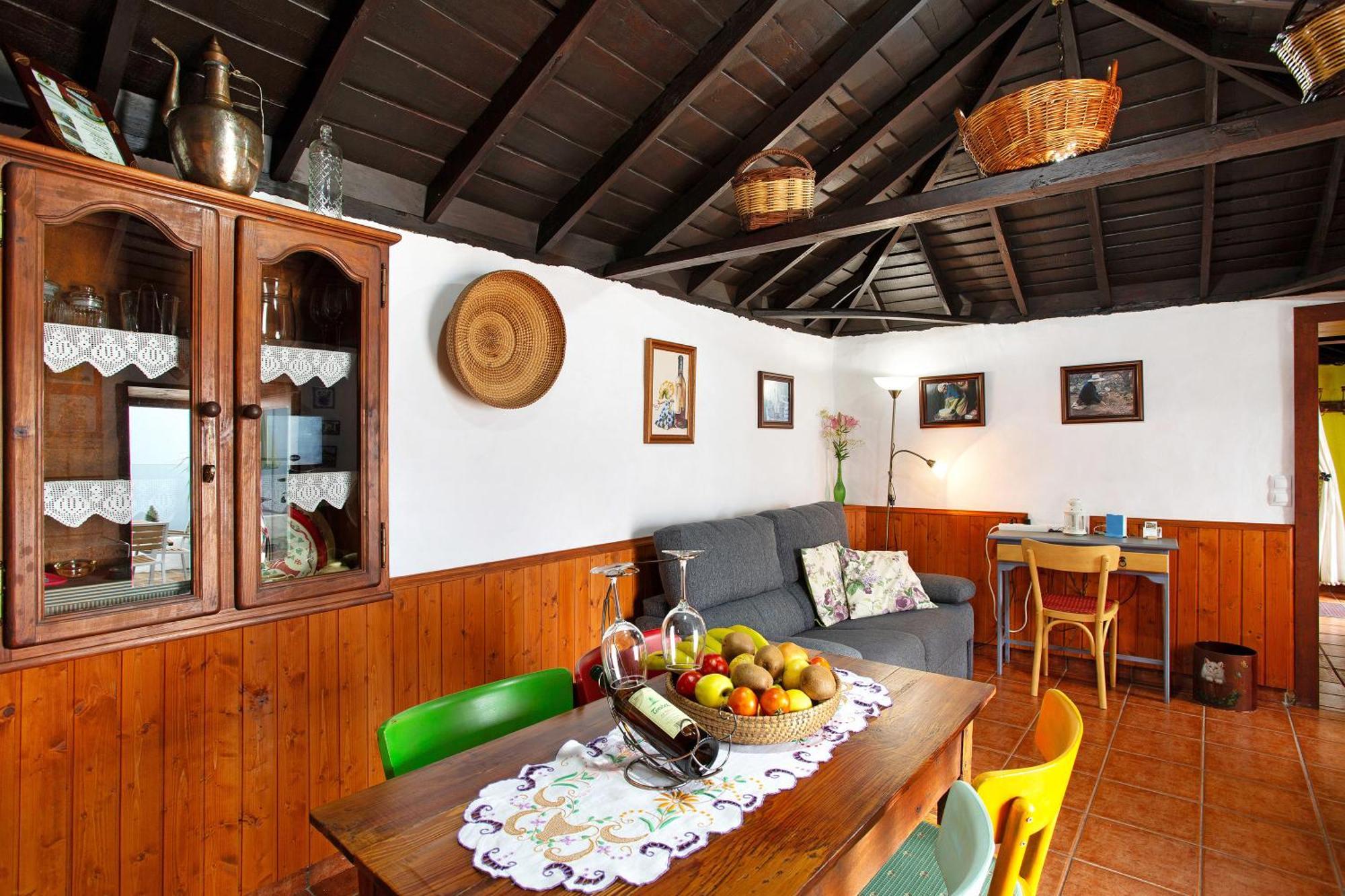 La Chirlaca Holiday home