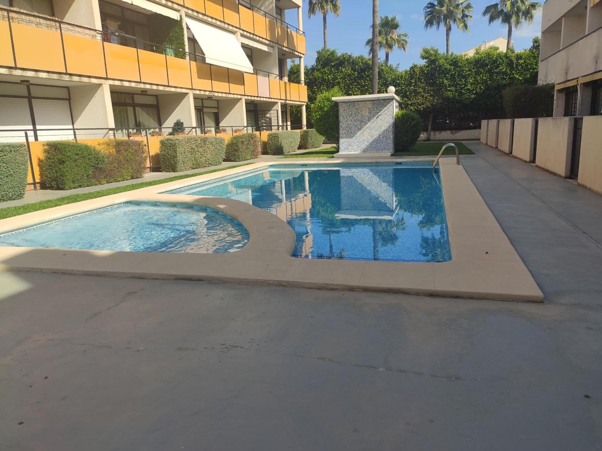 Spacious Townhouse In Javea *