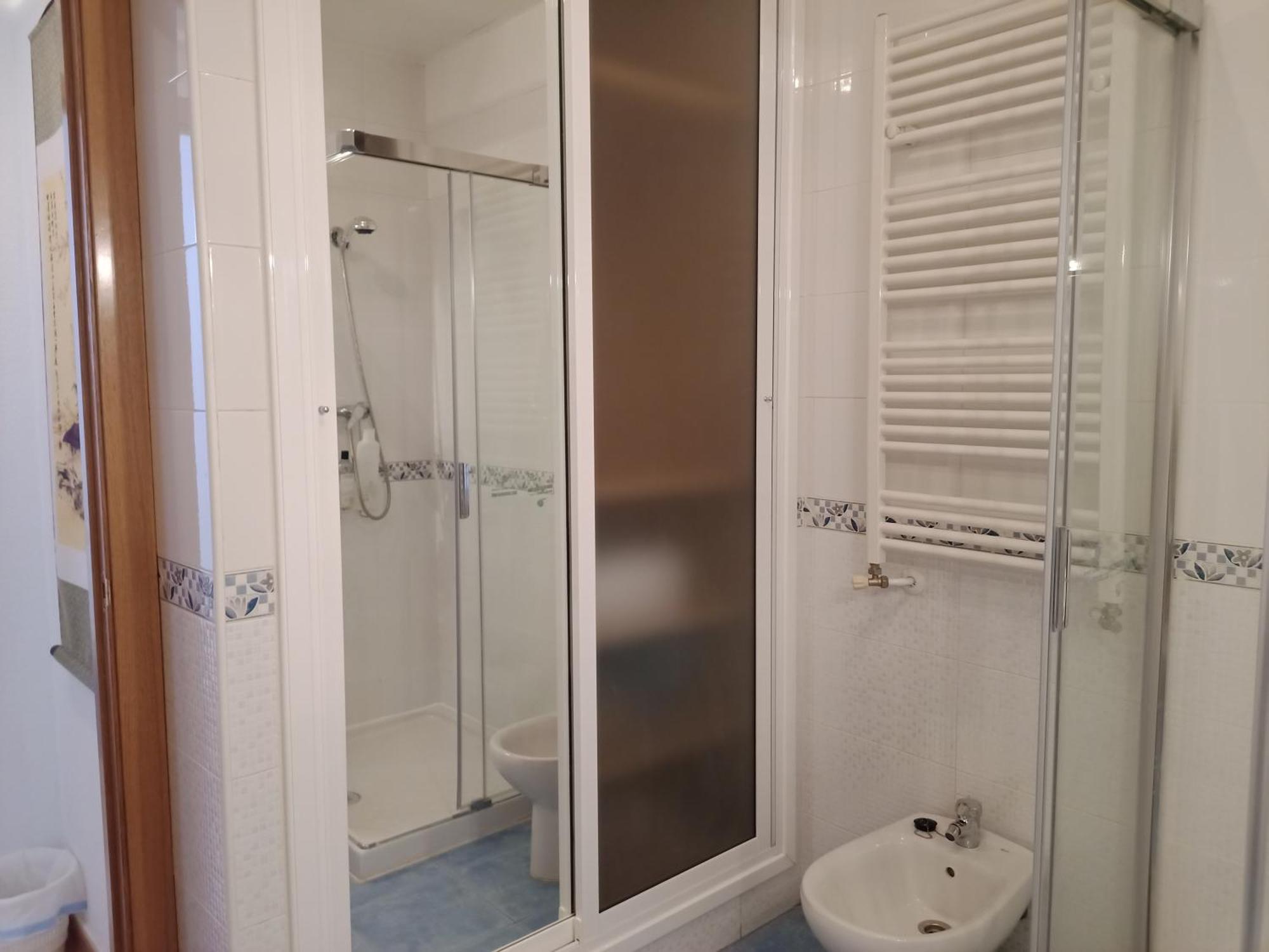 Apartamento Piso de 2 dormitorios Madrid Centro Gran Vía - Plaza de España, el salón y 2 dormitorios tienen aire