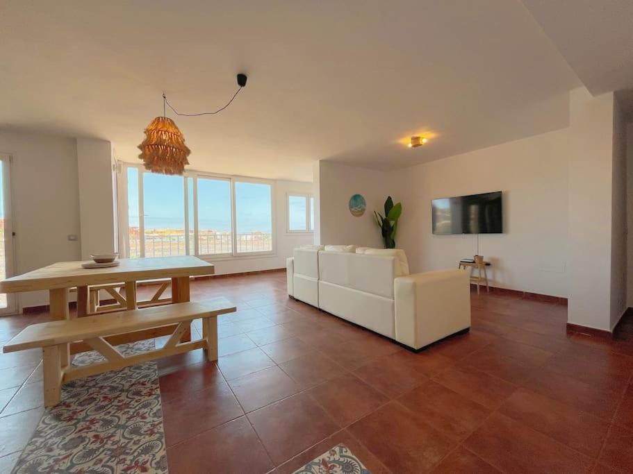 Casa Bamboo Corralejo, Espacioso, Piscina Y Parking Apartment *