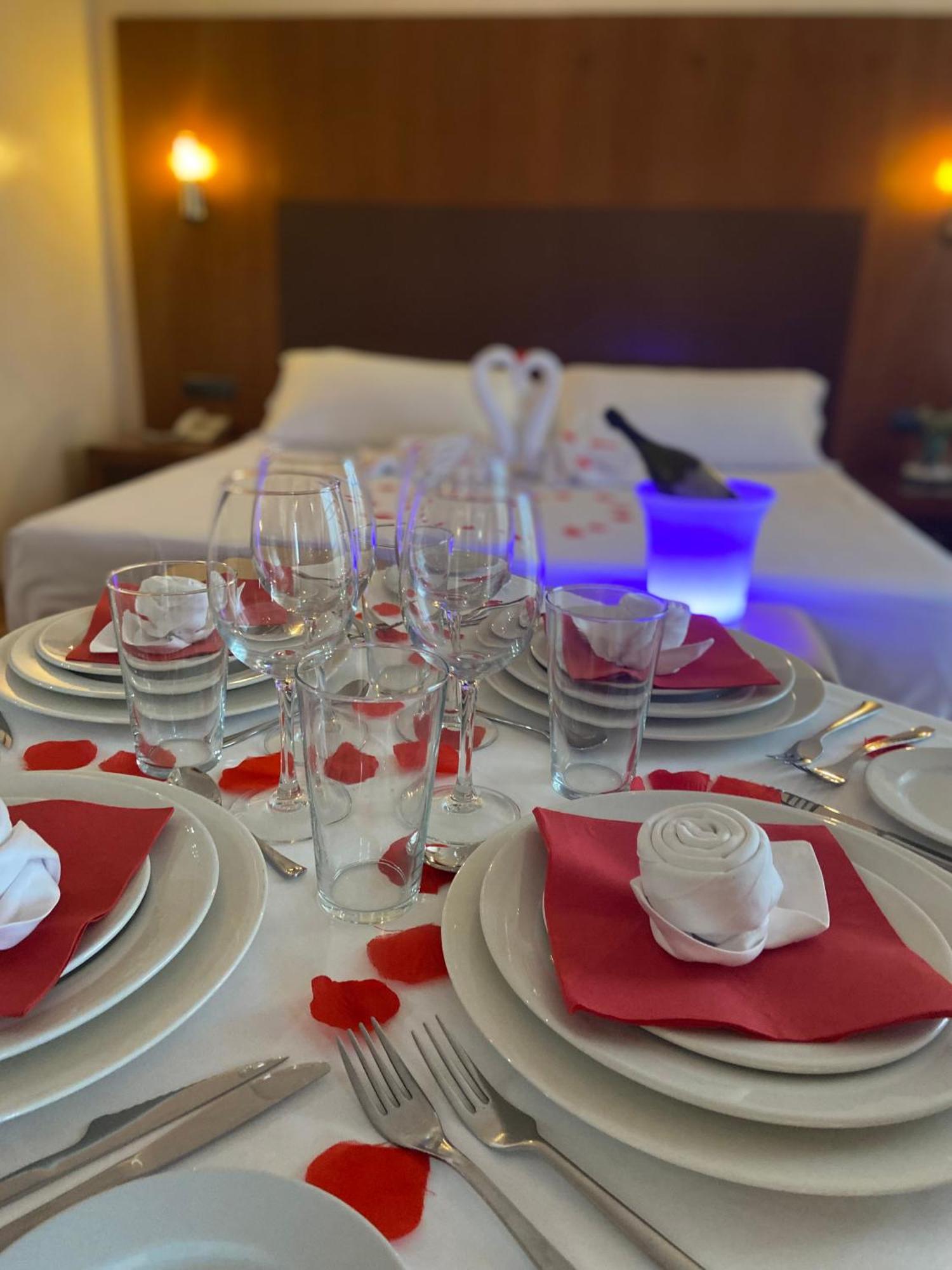 Montera Plaza Hotel Los Barrios