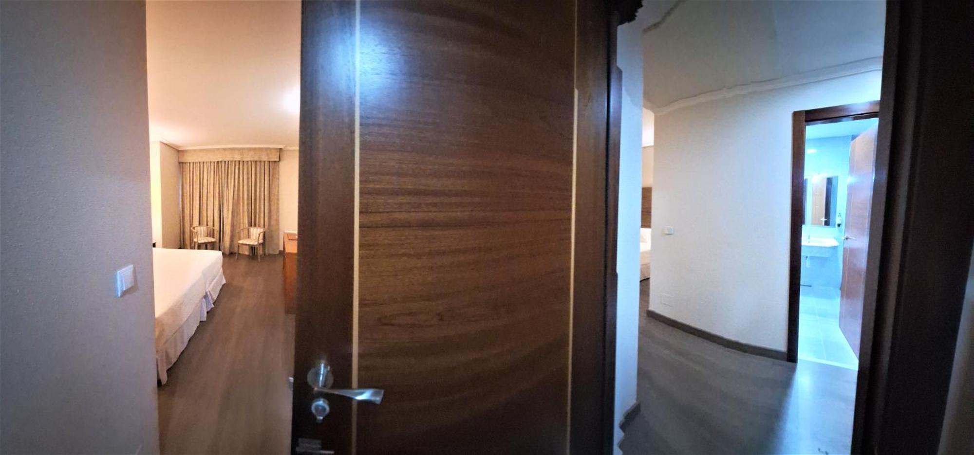 Galicia Palace Hotel 4*