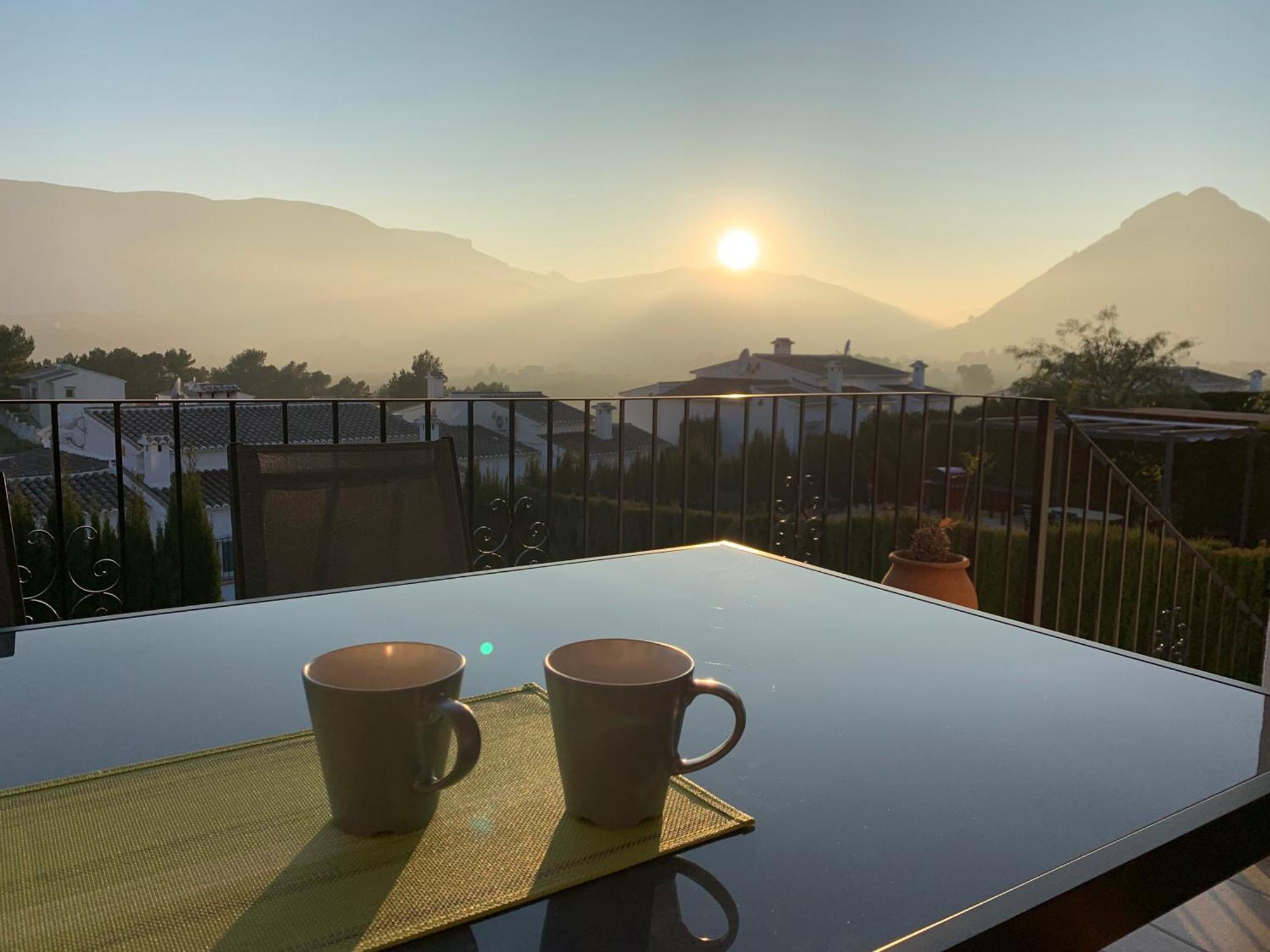 Сasa de vacaciones Stunning Mountain Views! Private With Fabulous Communal Pool! *