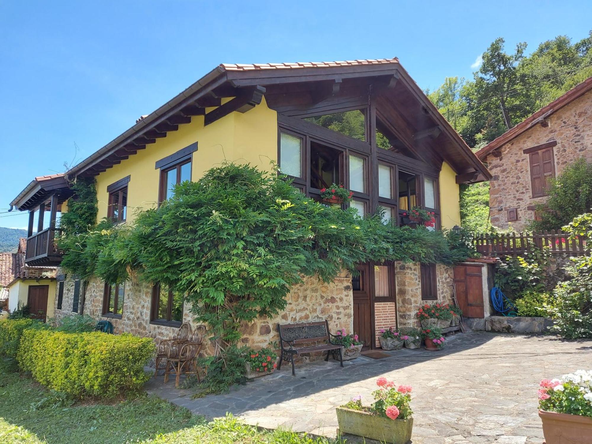 Rurales Picos De Redo Camaleno