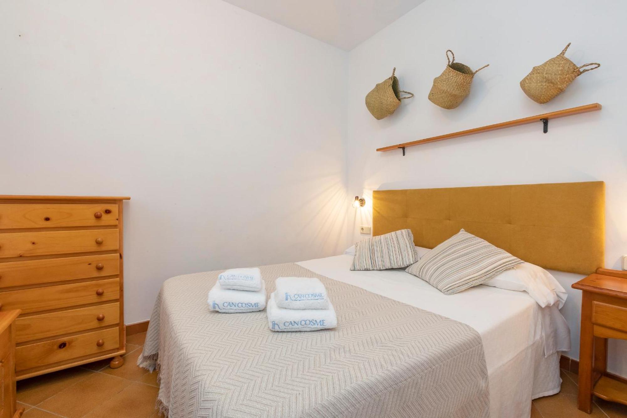 Villa 21 Sleeps Private Pool & Bbq Near Barcelona *