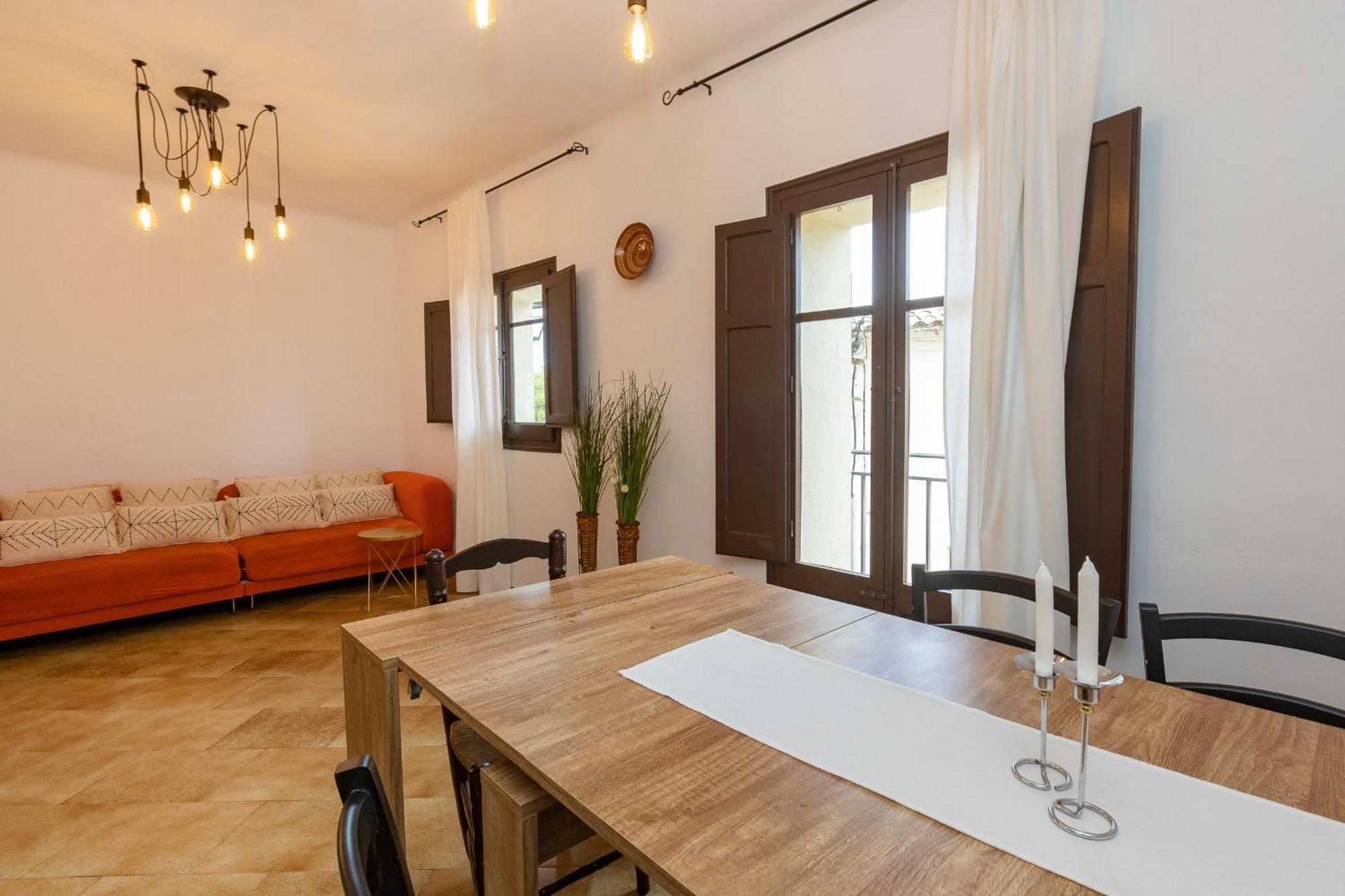 21 Sleeps Private Pool & Bbq Near Barcelona Villa Rocafort (Catalonia)