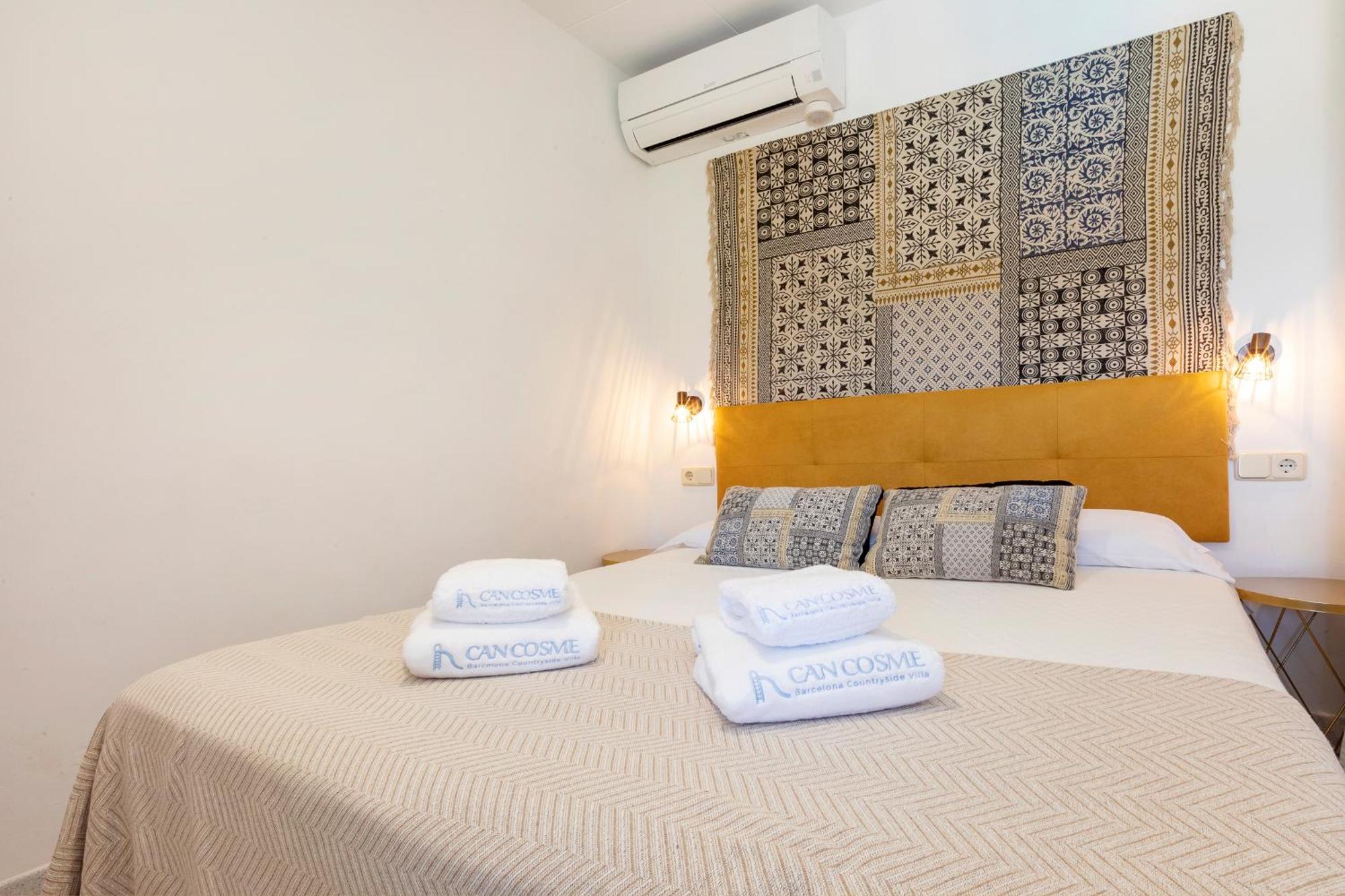 21 Sleeps Private Pool & Bbq Near Barcelona * Rocafort (Catalonia)