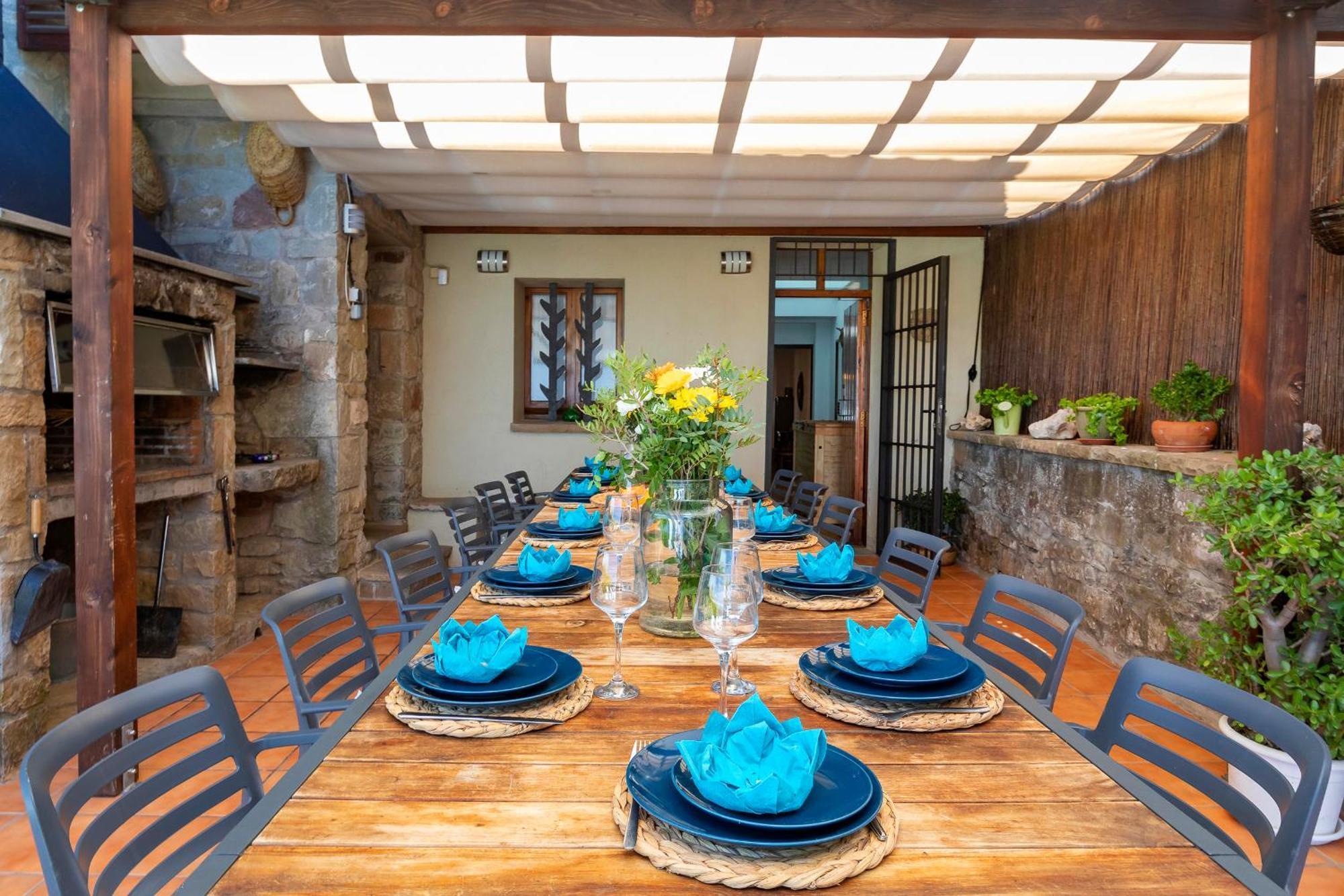 21 Sleeps Private Pool & Bbq Near Barcelona *
