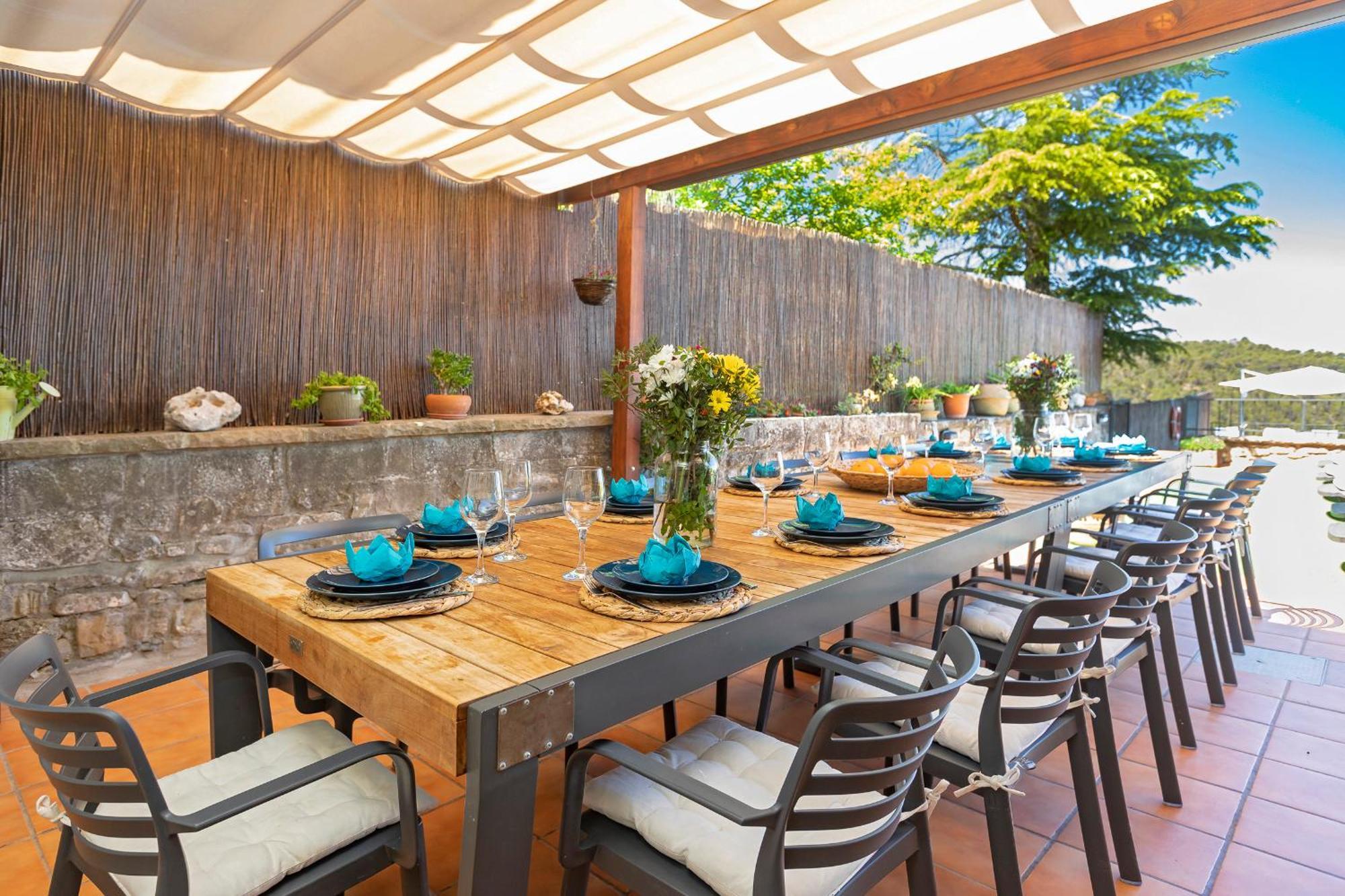 Villa 21 Sleeps Private Pool & Bbq Near Barcelona Rocafort (Catalonia)