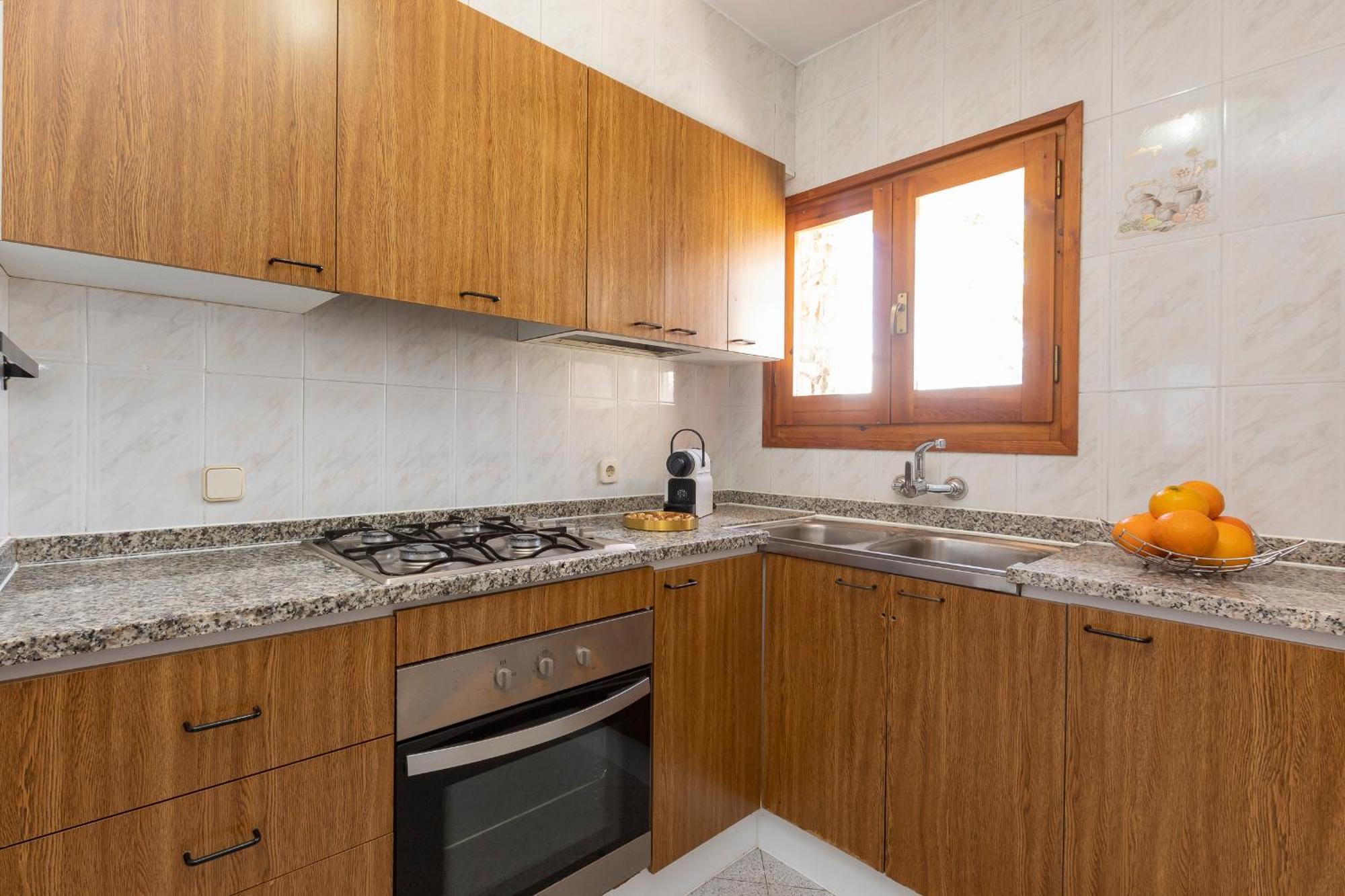 21 Sleeps Private Pool & Bbq Near Barcelona * Rocafort (Catalonia)