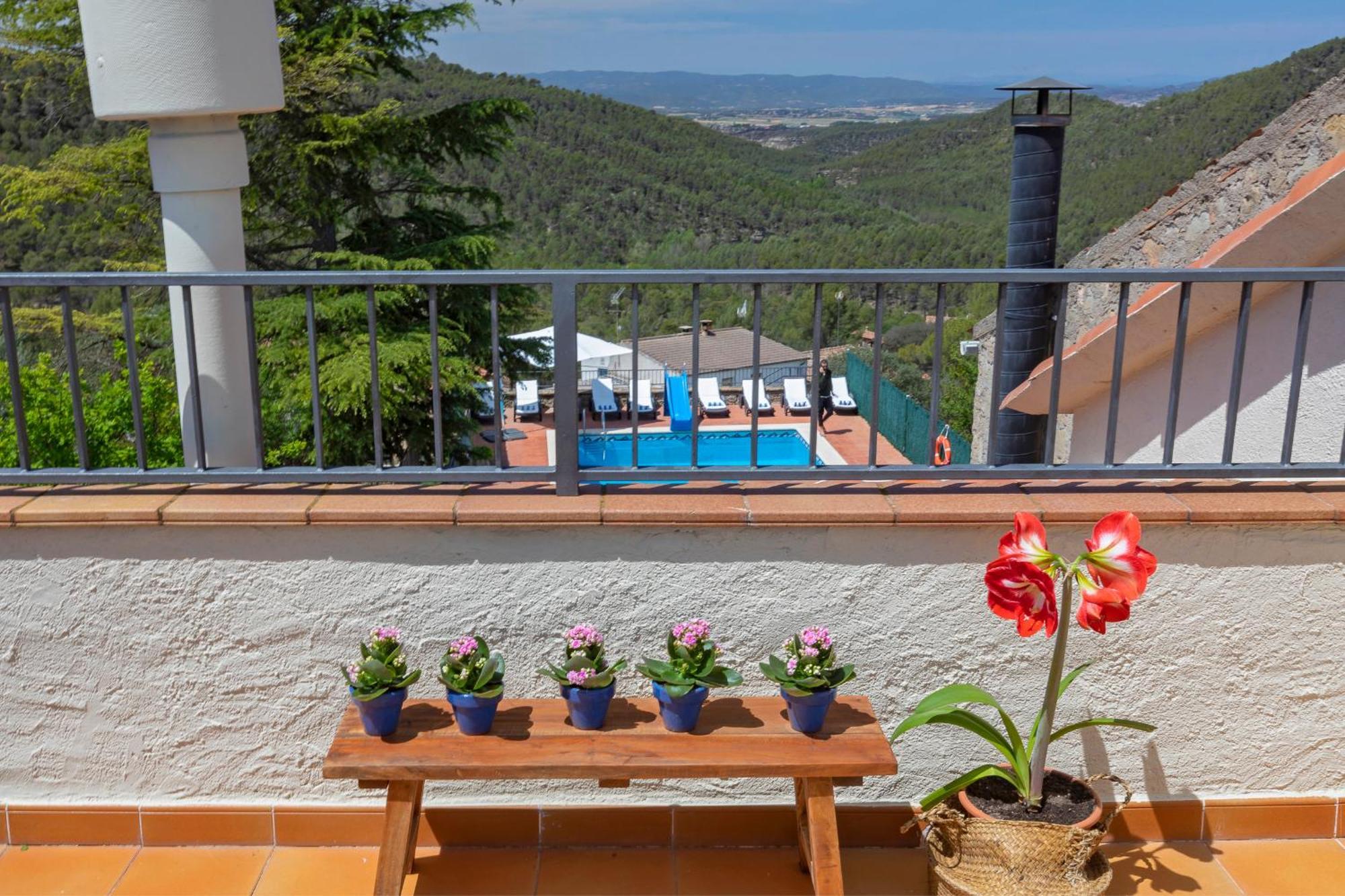 21 Sleeps Private Pool & Bbq Near Barcelona Villa