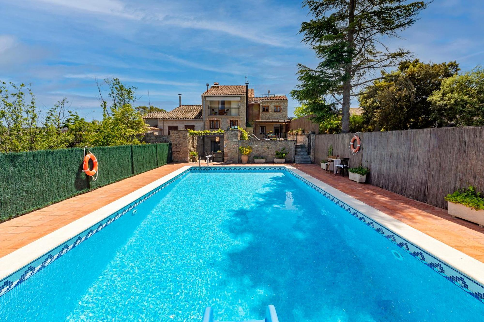 21 Sleeps Private Pool & Bbq Near Barcelona Rocafort (Catalonia)
