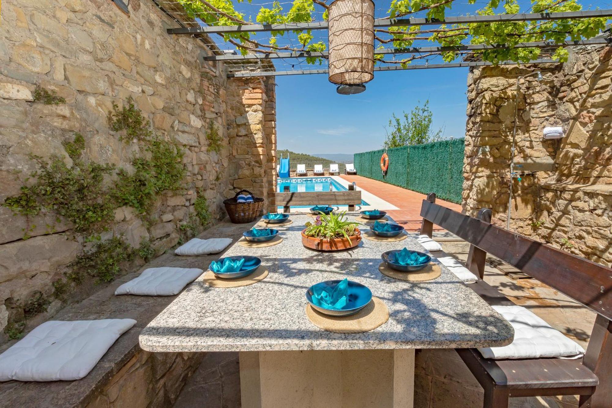 21 Sleeps Private Pool & Bbq Near Barcelona Villa *
