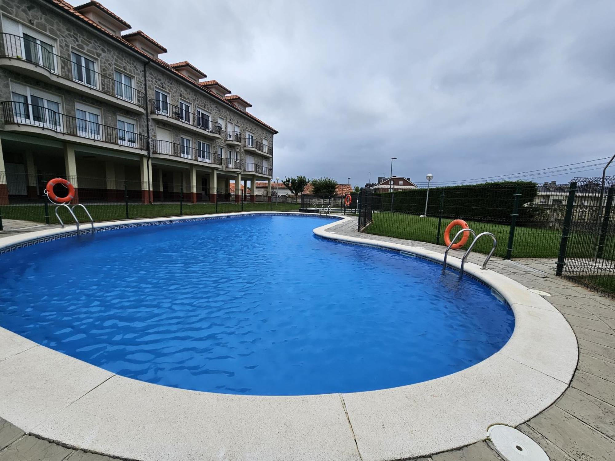 C12a01 Coqueto Con Piscina Y Garaje Apartamento