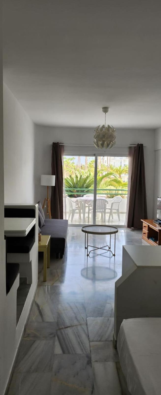 Estudio - La Caleta