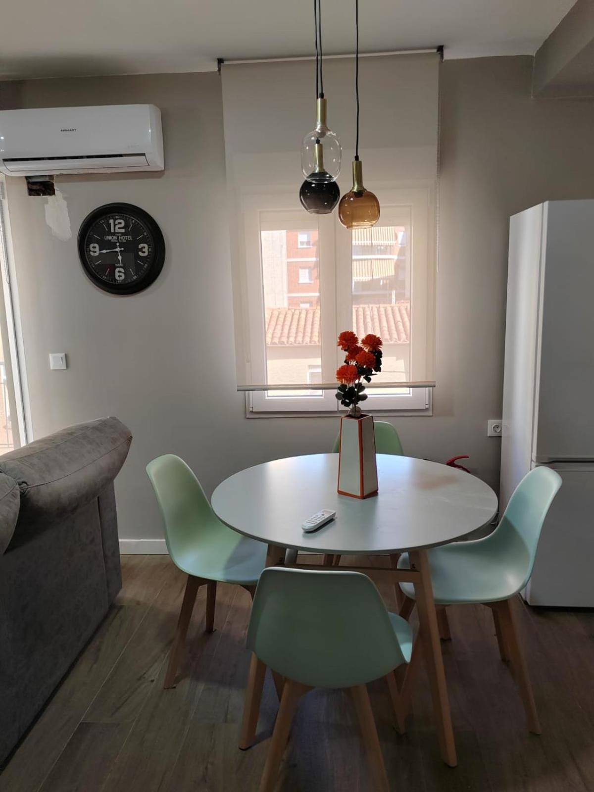 Apartment Urbanlux Recinto Ferial