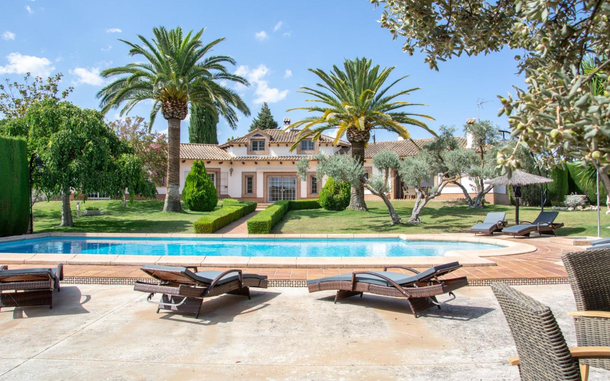 Andalusische Luxus-finca La Almunia Garden Ronda Villa *