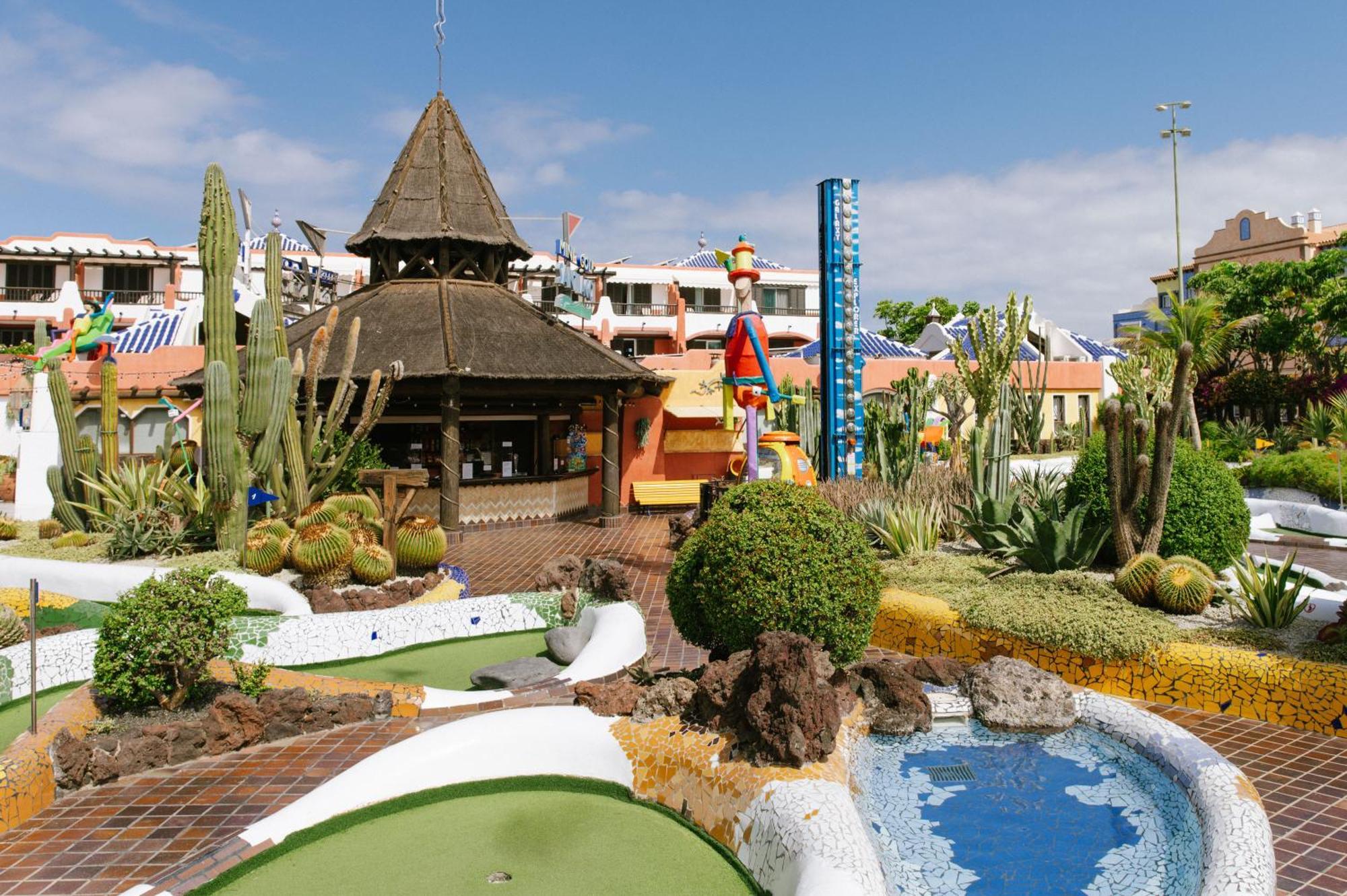 Parque Santiago V Official Aparthotel Playa de las Americas (Tenerife)