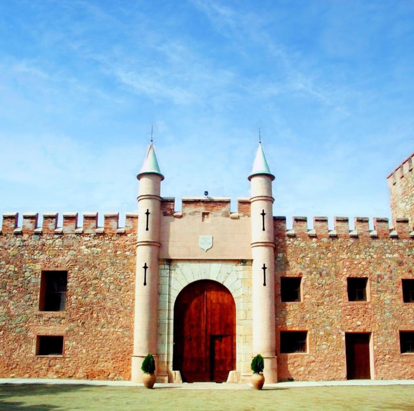 Masía De San Juan, Renovada Y Con Terraza Privada En Castillo Con Piscina Casa rural