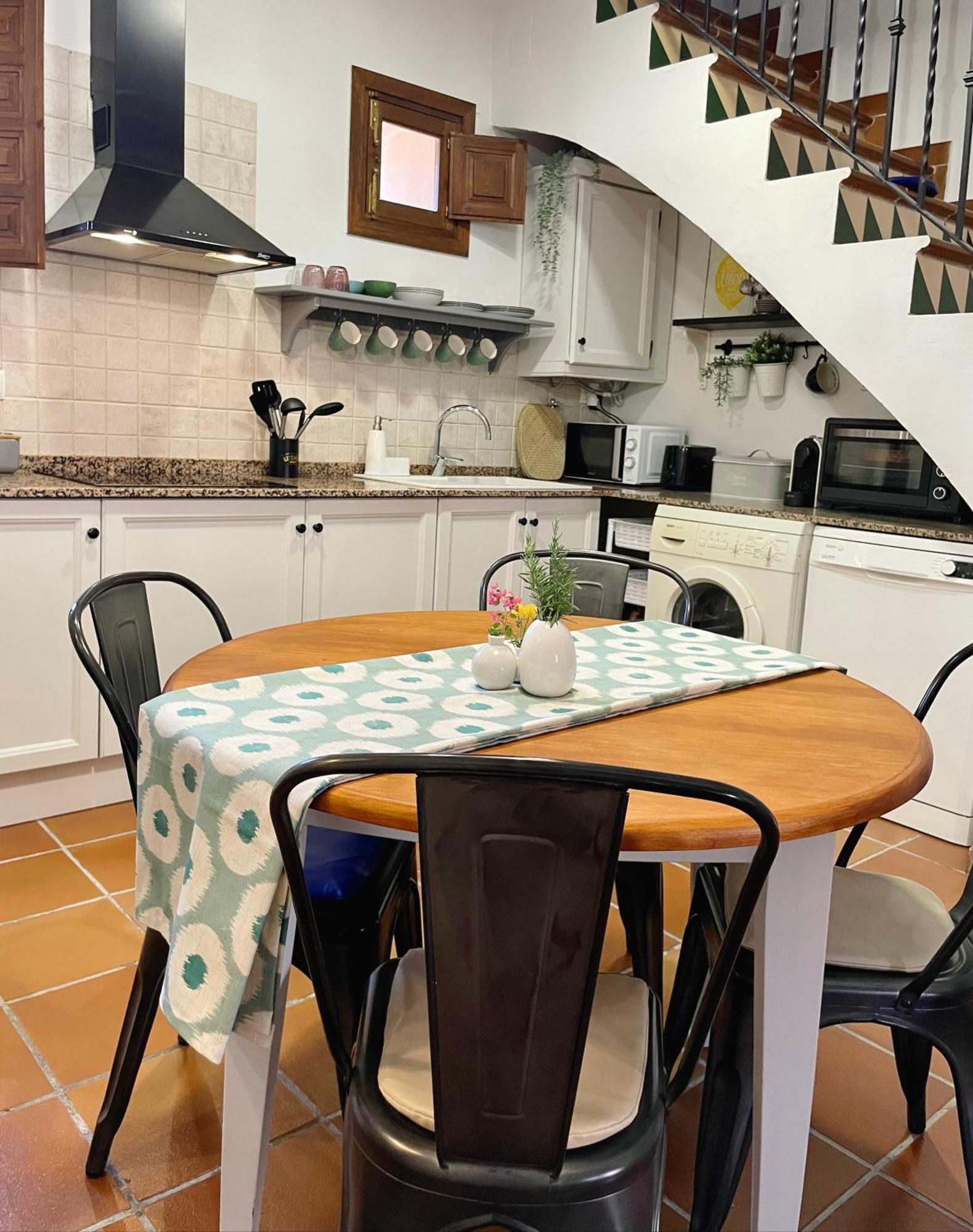 Masía De San Juan, Renovada Y Con Terraza Privada En Castillo Con Piscina Casa rural *