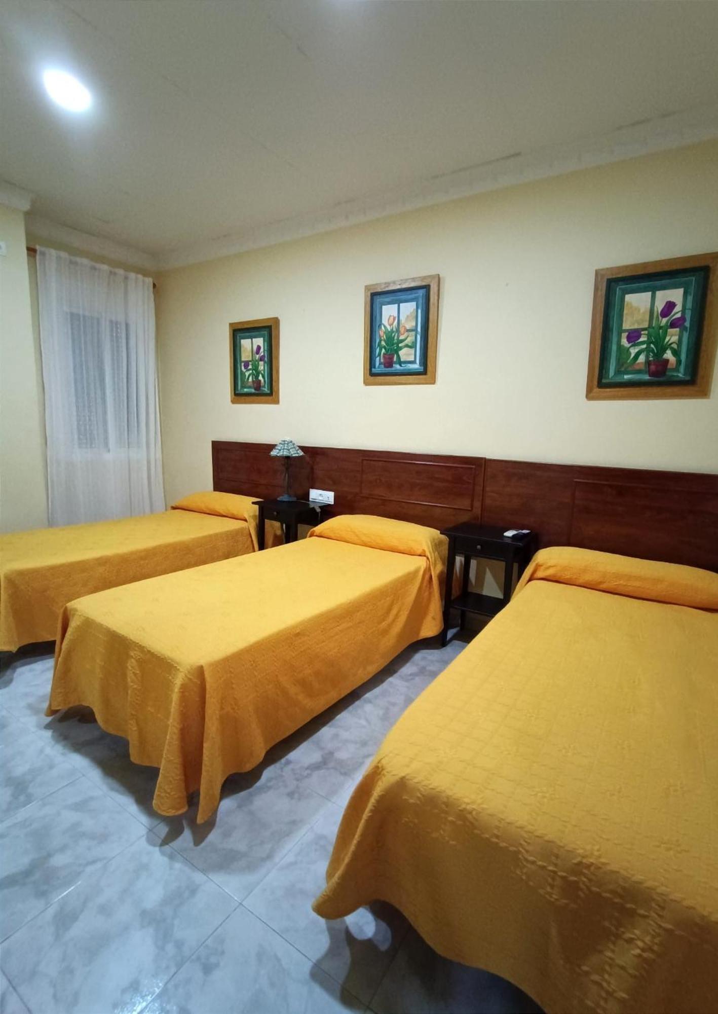El Lirio Guest house Bollullos Par del Condado