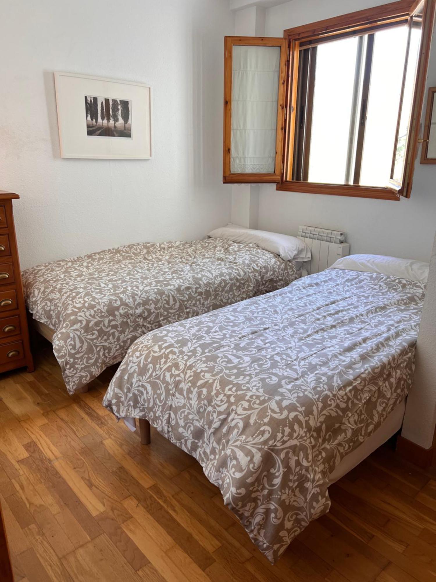 Apartment Fresno Al Lado Del Reloj Amplio Fa