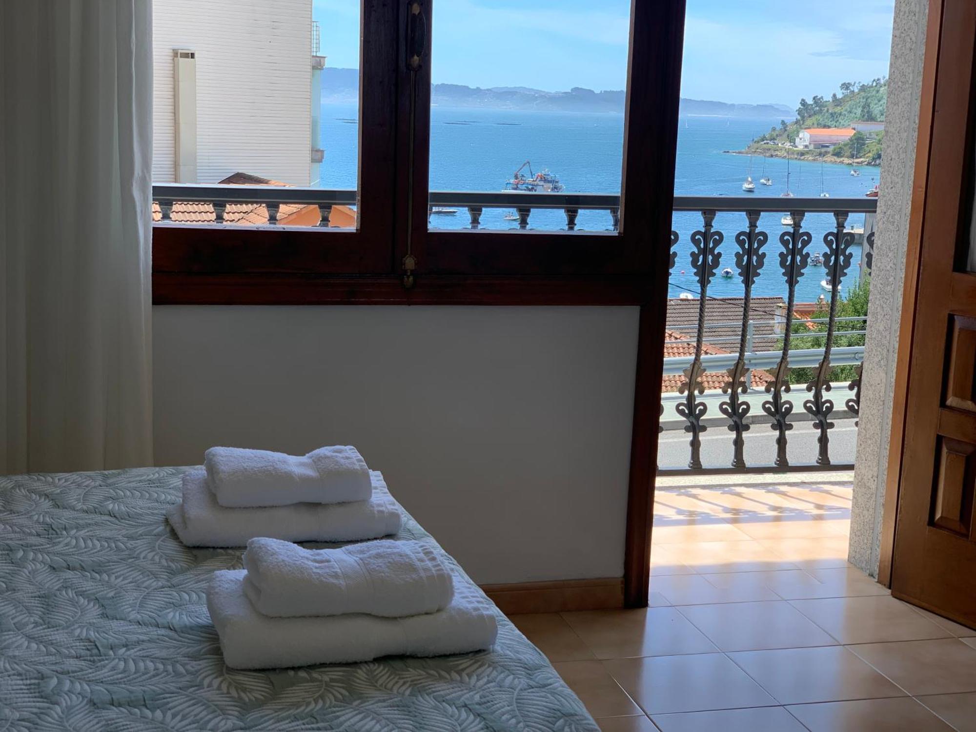 Lb, Vistas A La Ria Apartment *