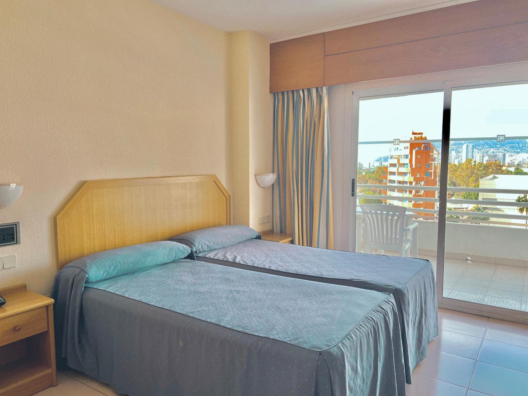 Hotel Ar Roca Esmeralda & 3*