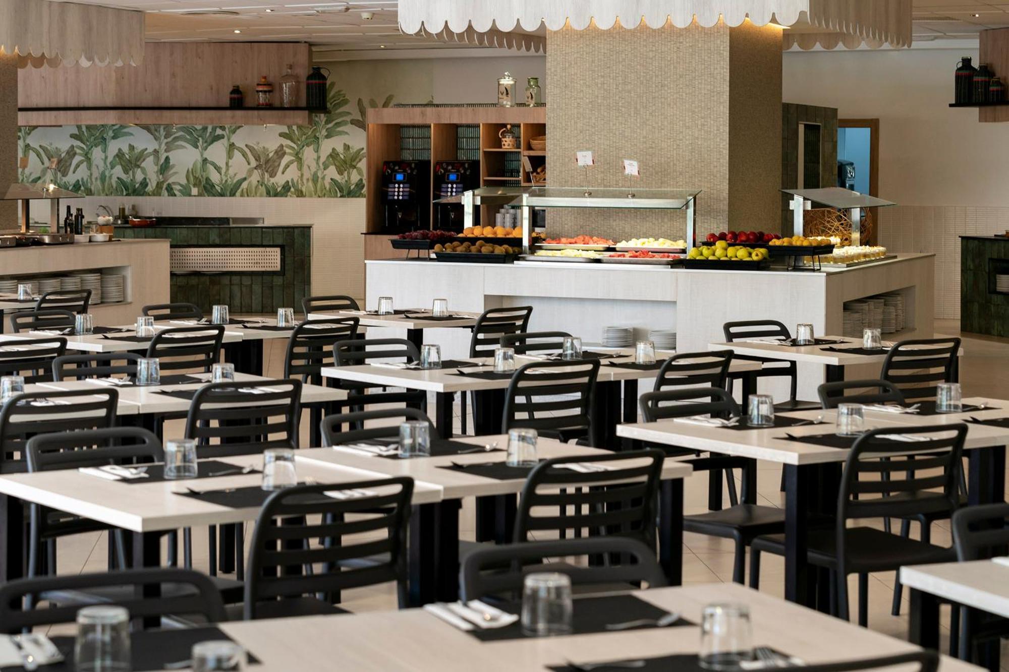 Intelier Orange Hotel