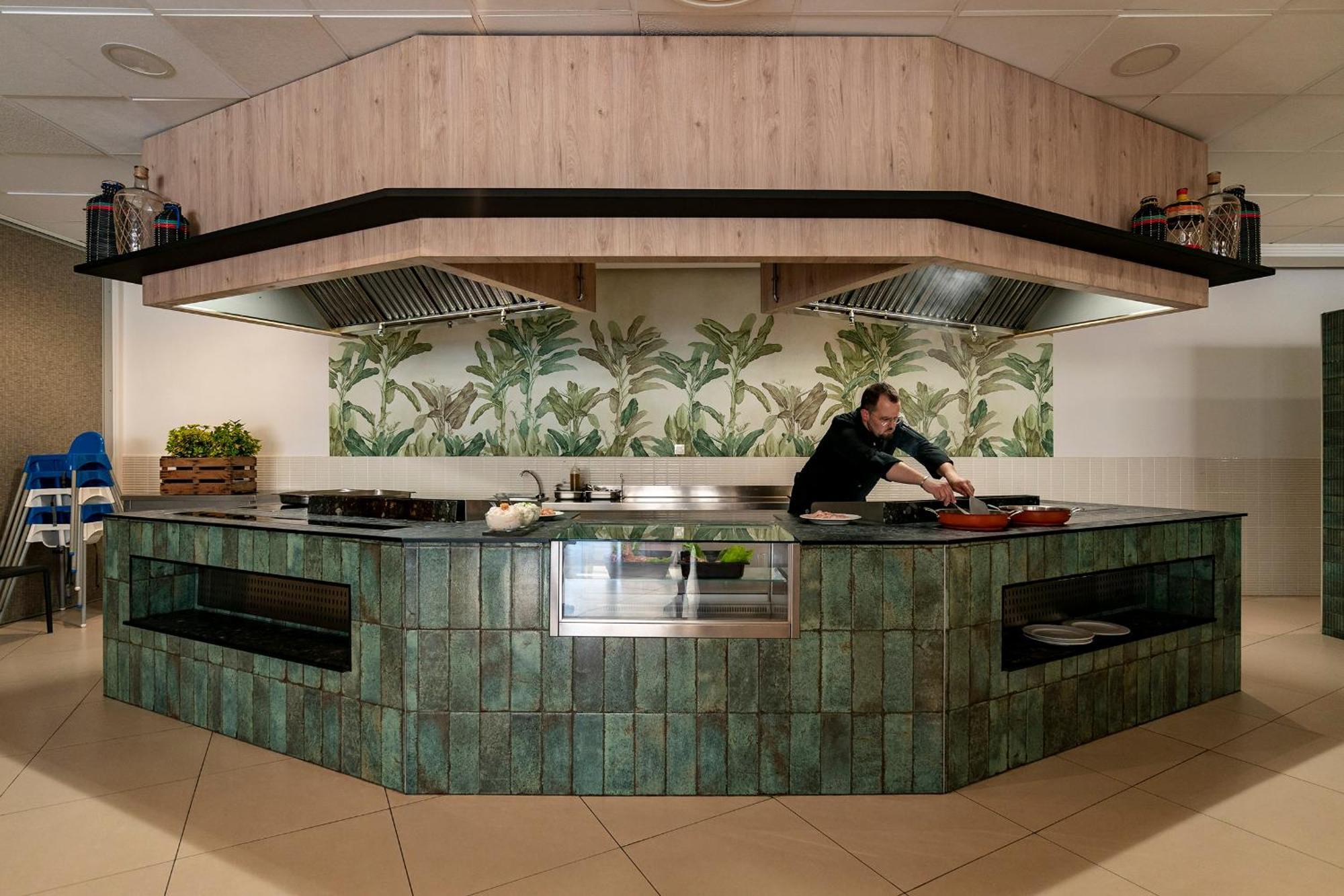 Hotel Intelier Orange
