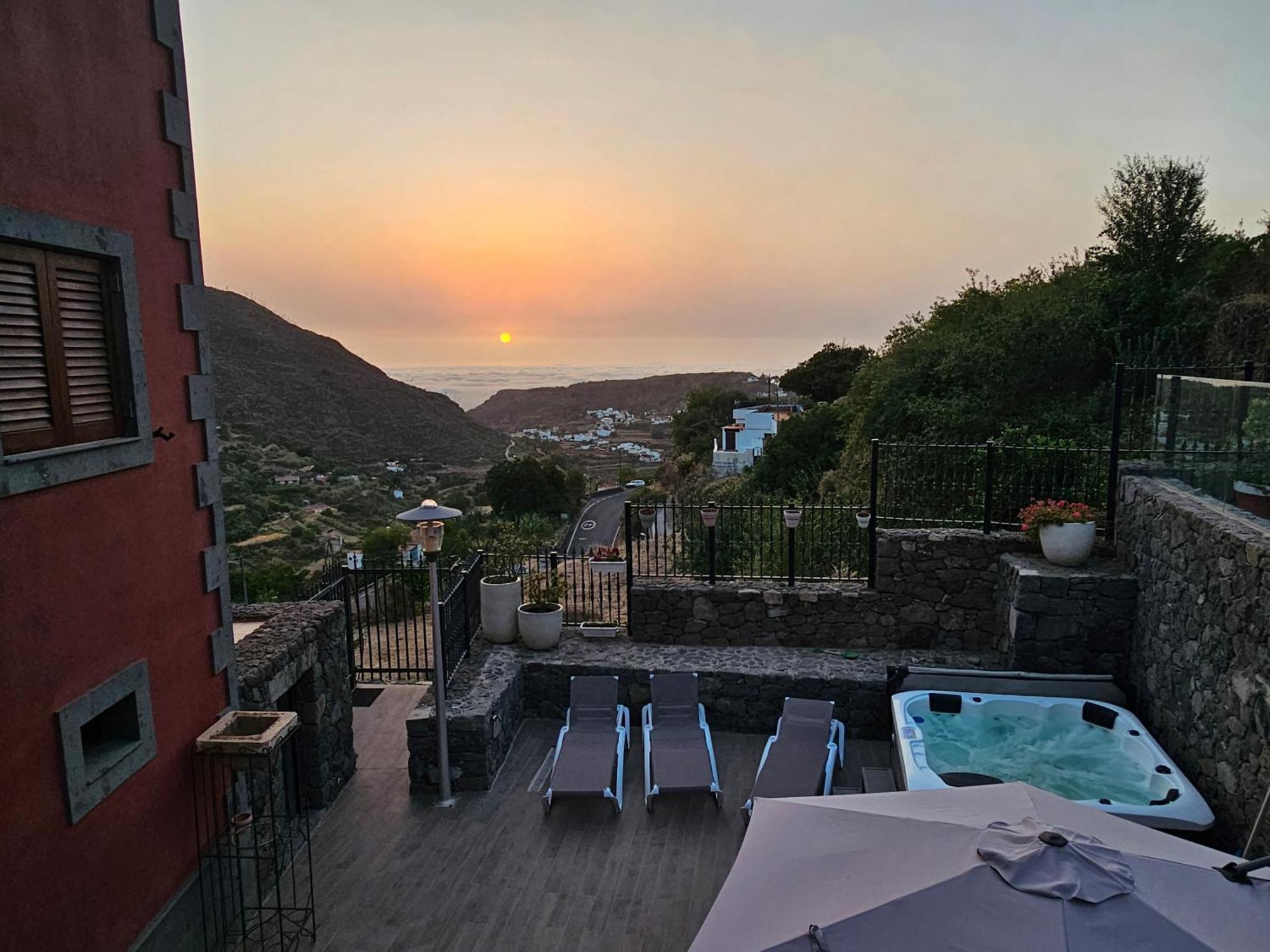 Bed and breakfast Mogarén: Jacuzzi&beautiful Views *
