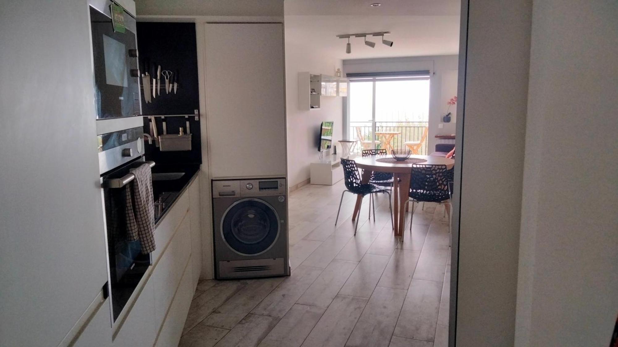 Beachfront With Private Parking Apartamento Sant Pol de Mar