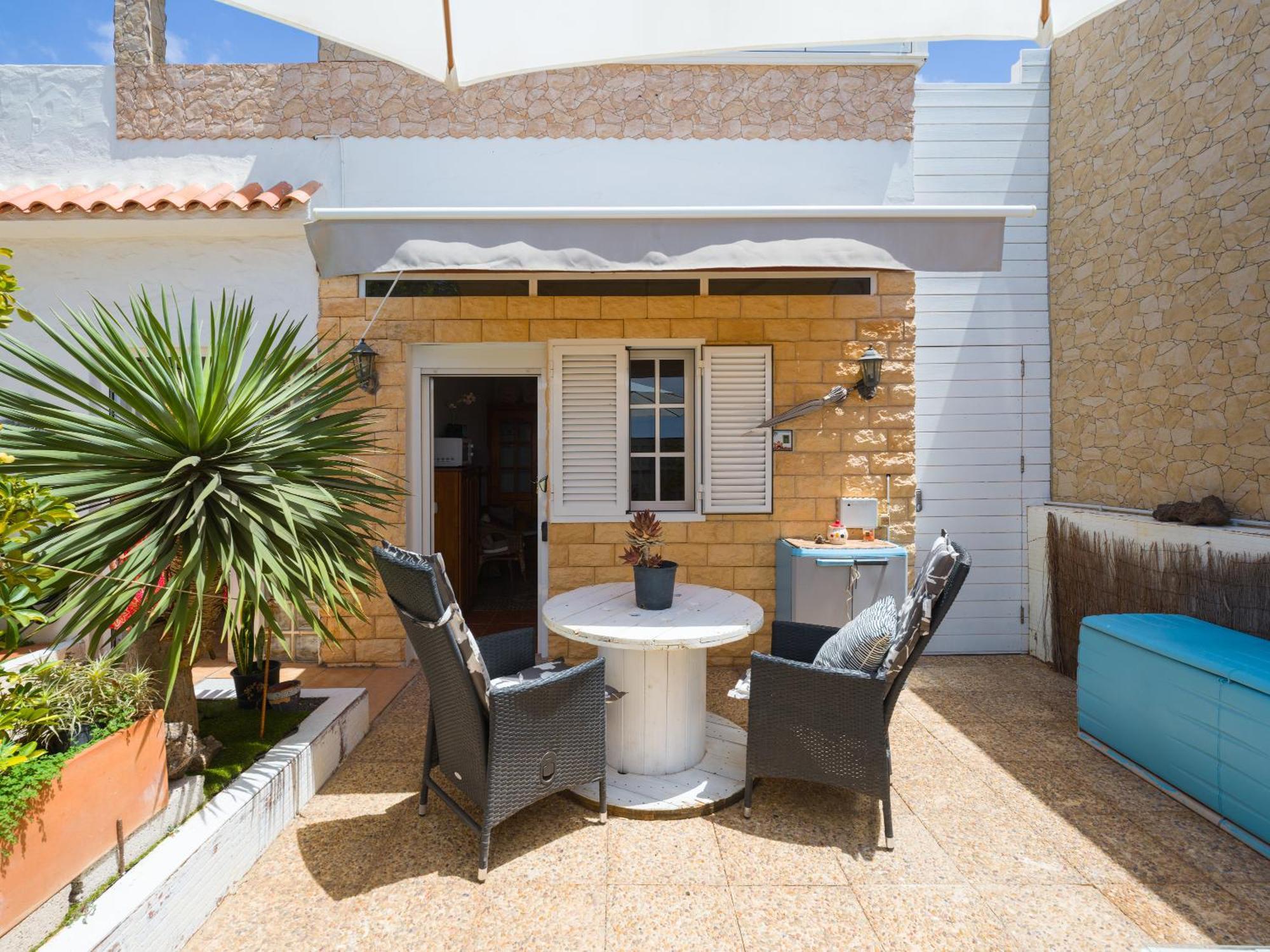 Country house Solo Adultos, Tuneras