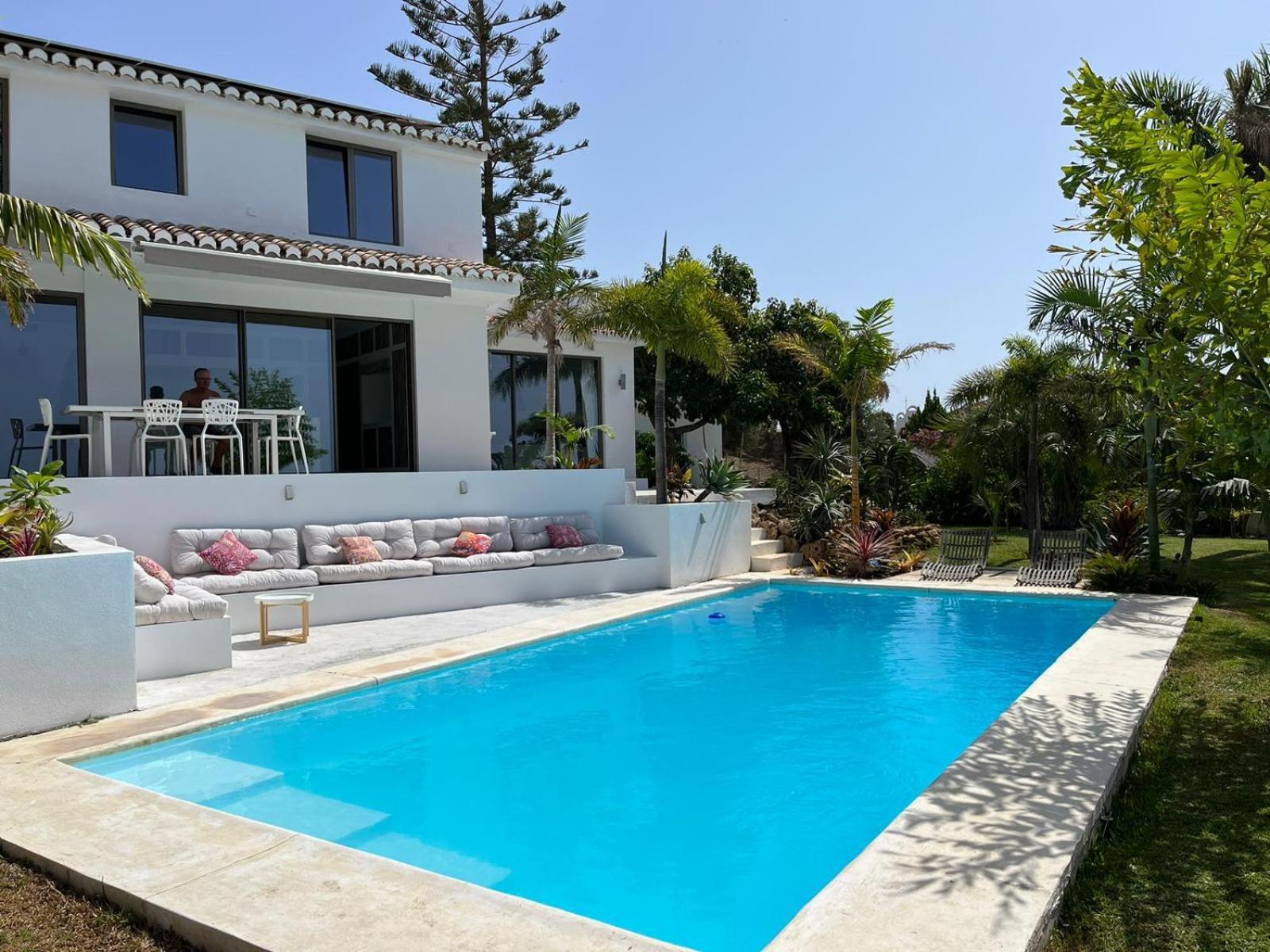 Bed & Breakfast In Eden Palm Benalmádena