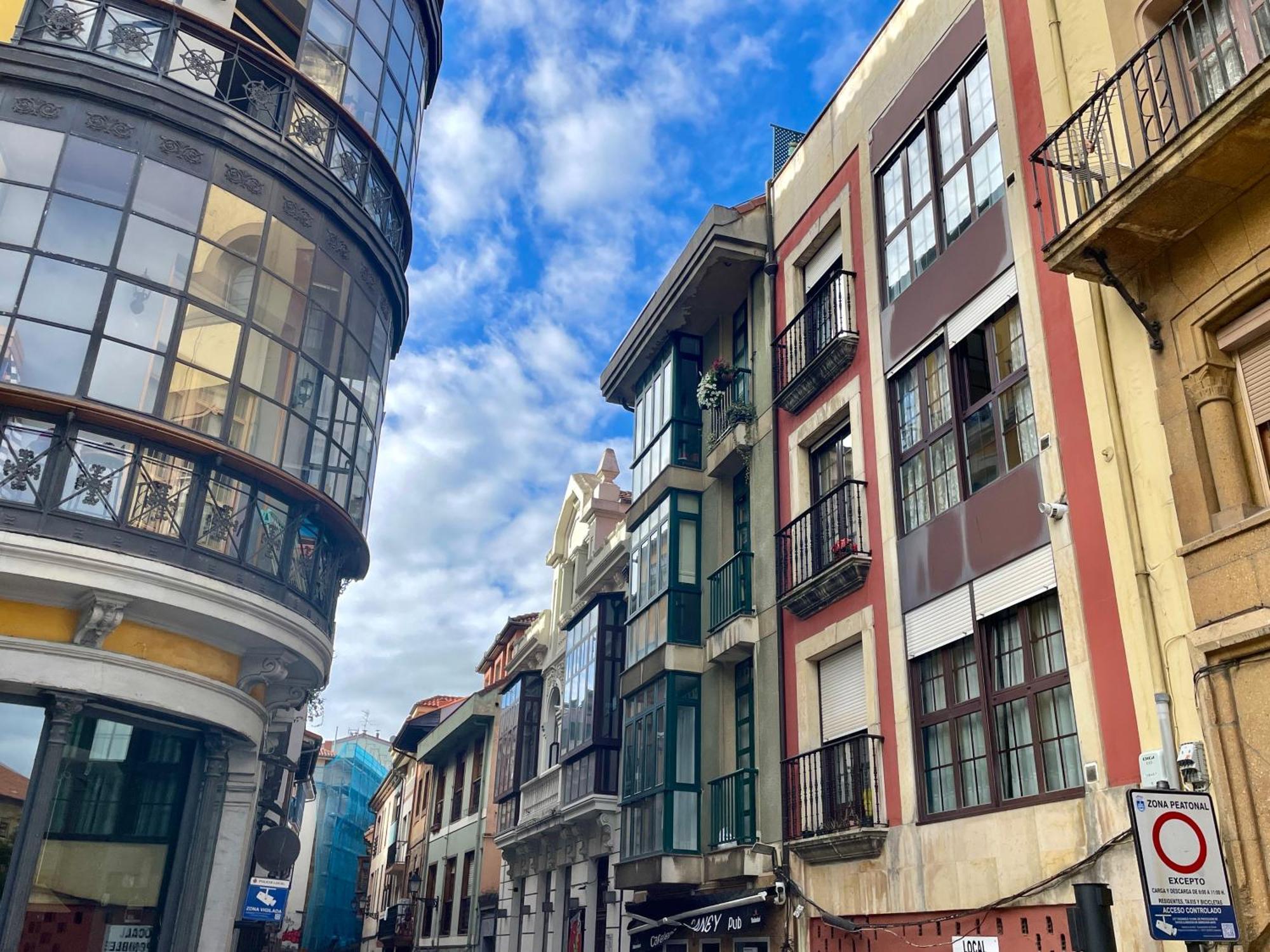 Apartment Confort En Casco Antiguo, Luminoso, Wifi *