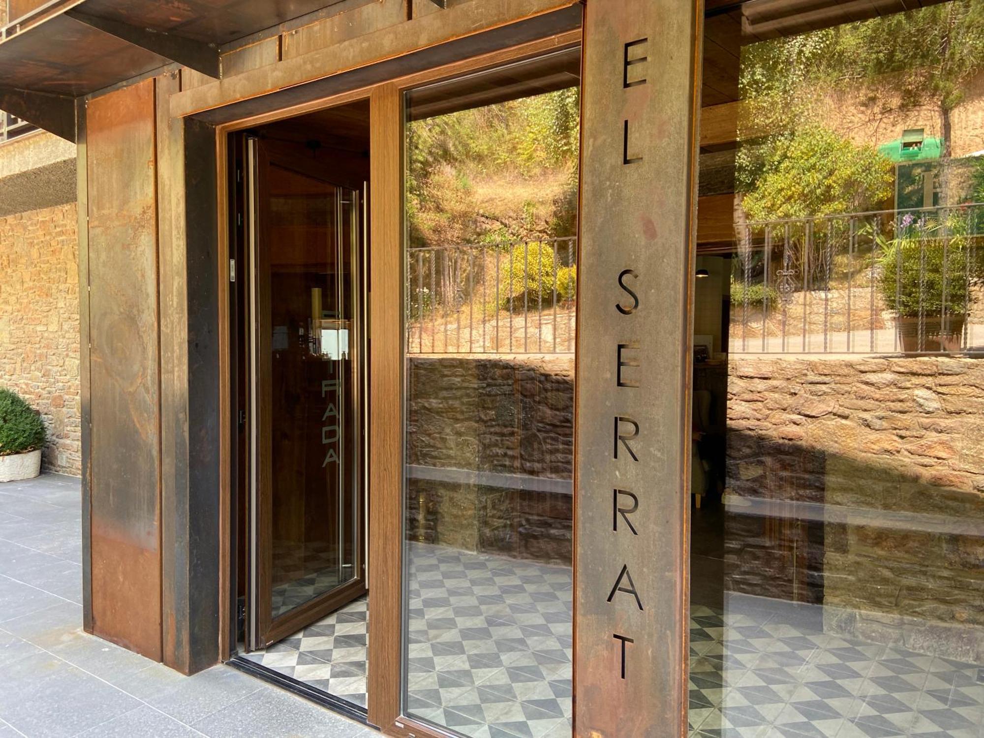 El Serrat De Tregura Hotel *